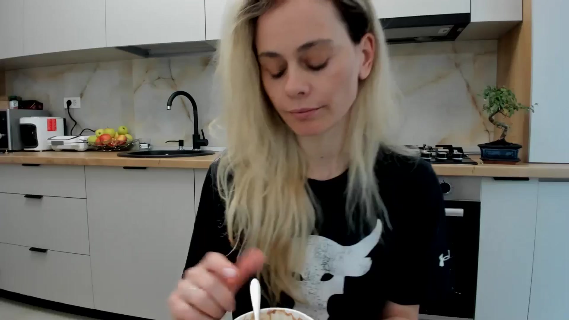 Gallery image thumbnail from DebbyPaige's myfreecams stream on, 04/21/2024, 16:42 image 9 of 20