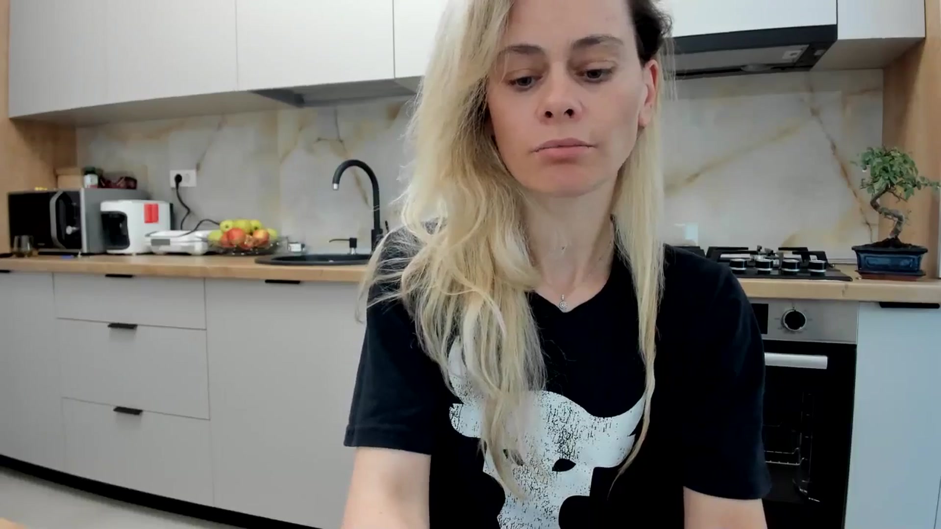 Gallery image thumbnail from DebbyPaige's myfreecams stream on, 04/21/2024, 16:42 image 14 of 20