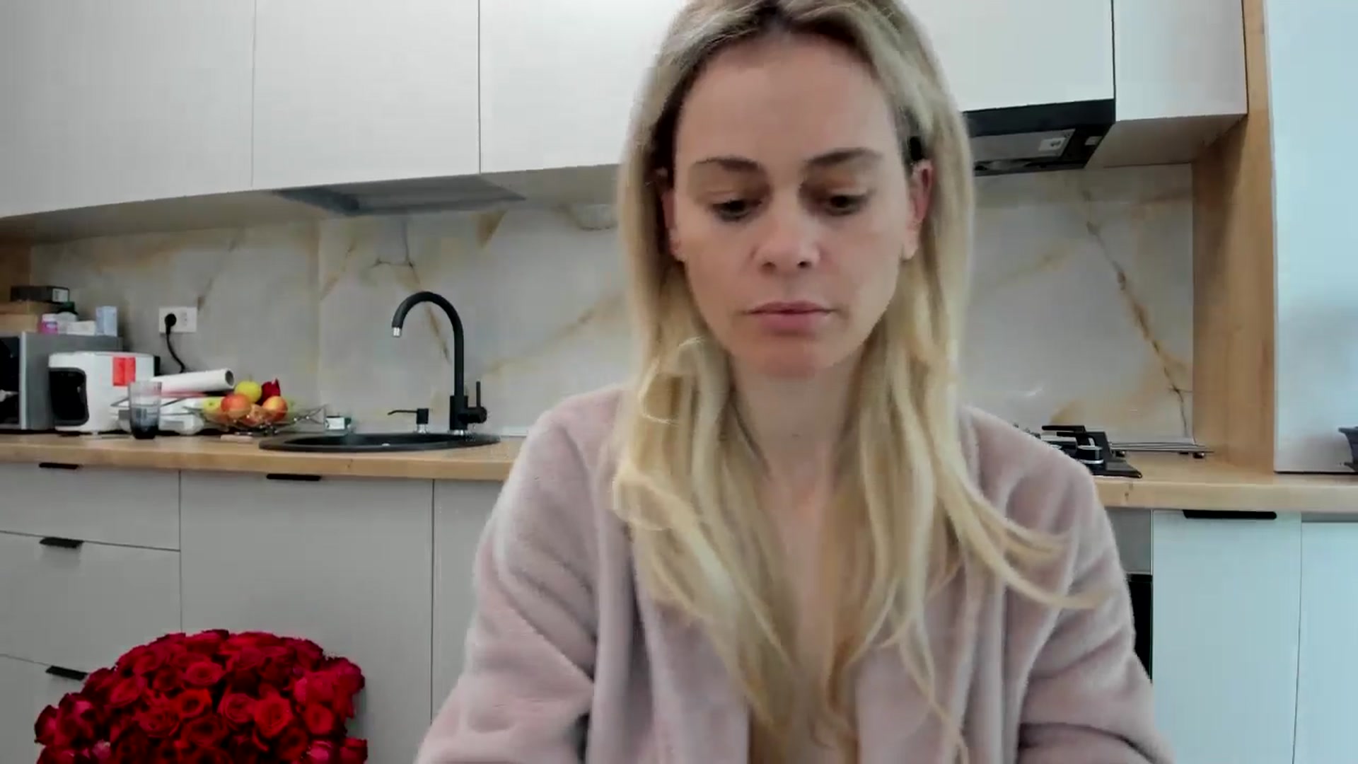 Gallery image thumbnail from DebbyPaige's myfreecams stream on, 04/23/2024, 10:19 image 20 of 20