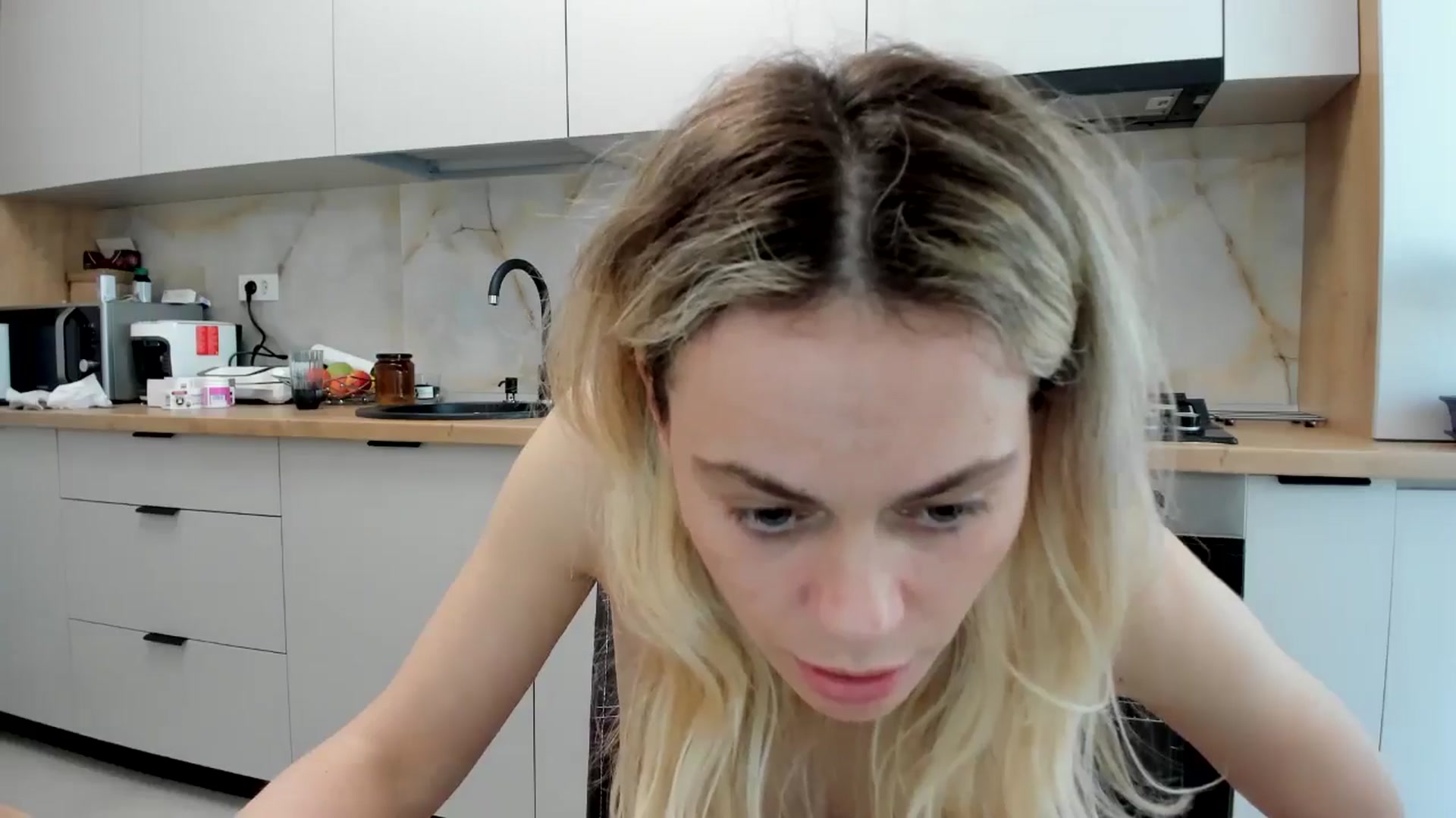 Gallery image thumbnail from DebbyPaige's myfreecams stream on, 04/24/2024, 14:11 image 5 of 20