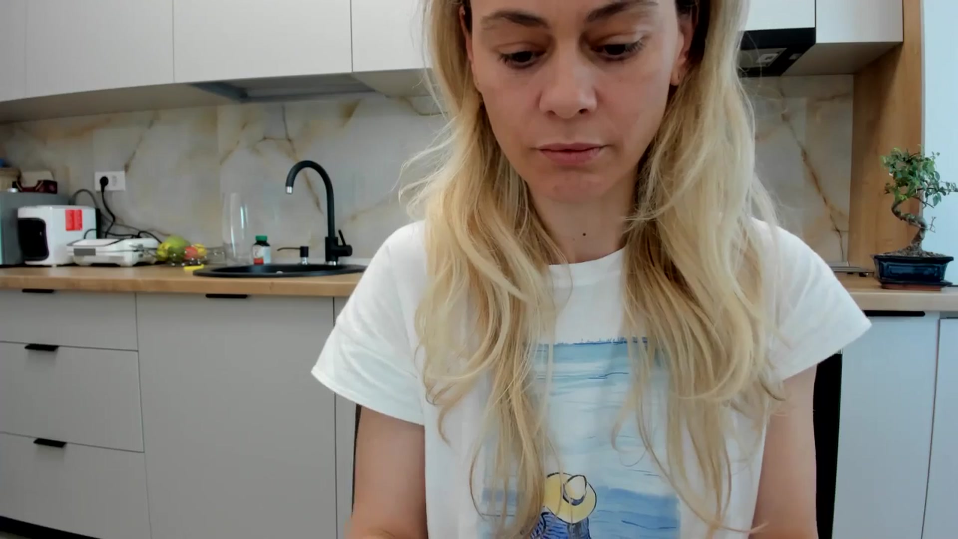 Gallery image thumbnail from DebbyPaige's myfreecams stream on, 04/27/2024, 14:31 image 9 of 20