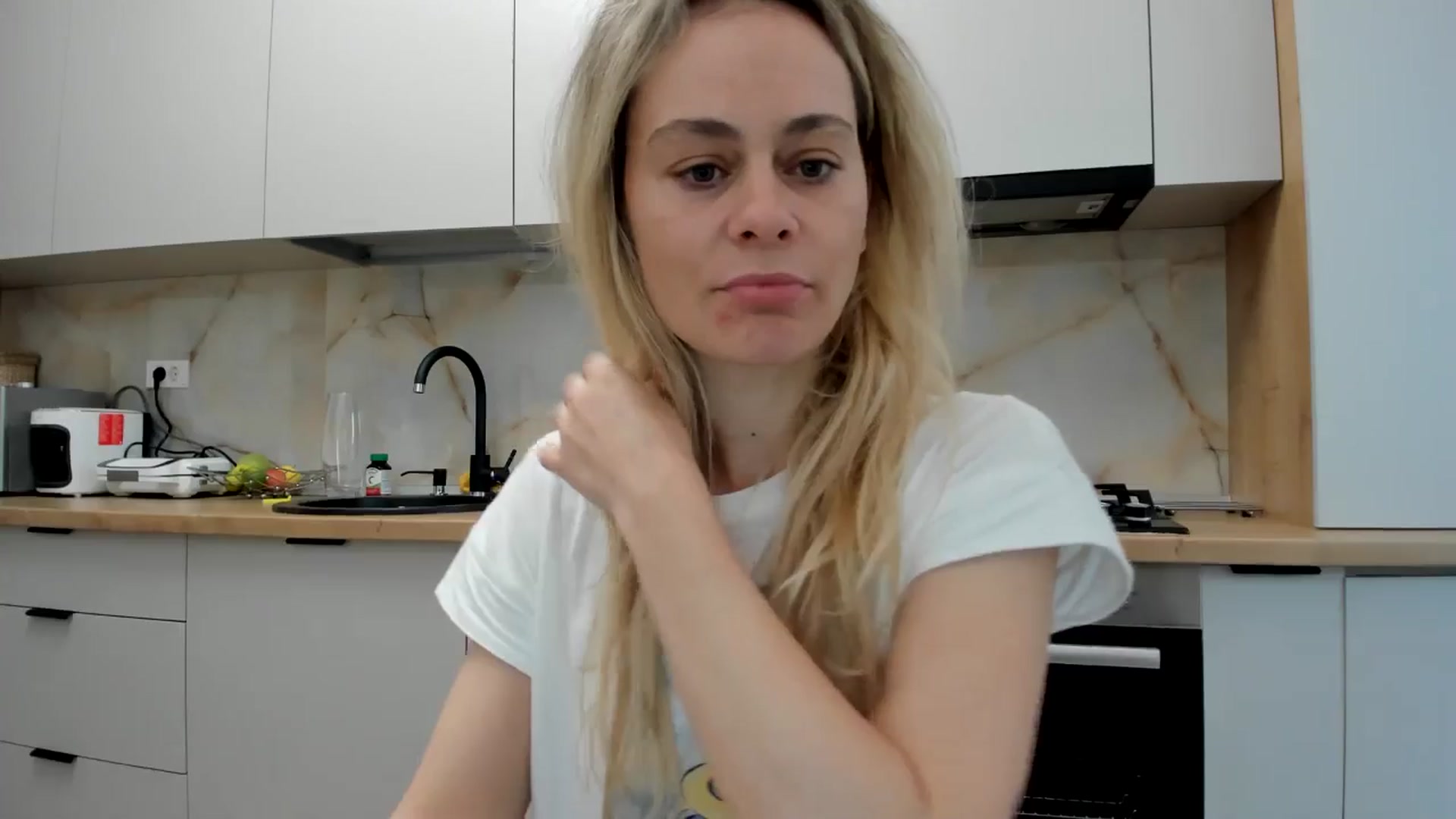 Gallery image thumbnail from DebbyPaige's myfreecams stream on, 04/28/2024, 17:27 image 5 of 20
