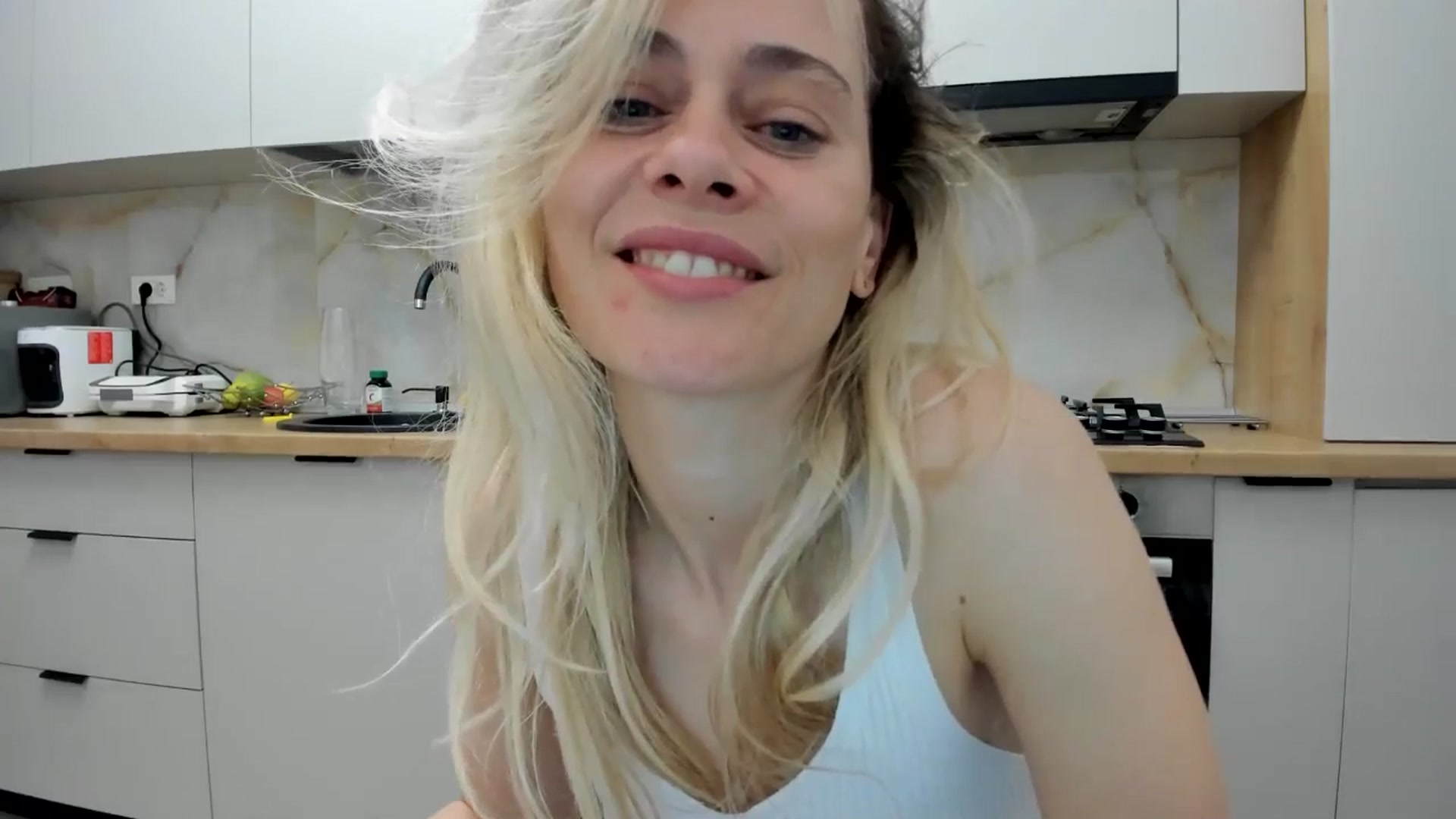 Gallery image thumbnail from DebbyPaige's myfreecams stream on, 04/28/2024, 19:58 image 8 of 20