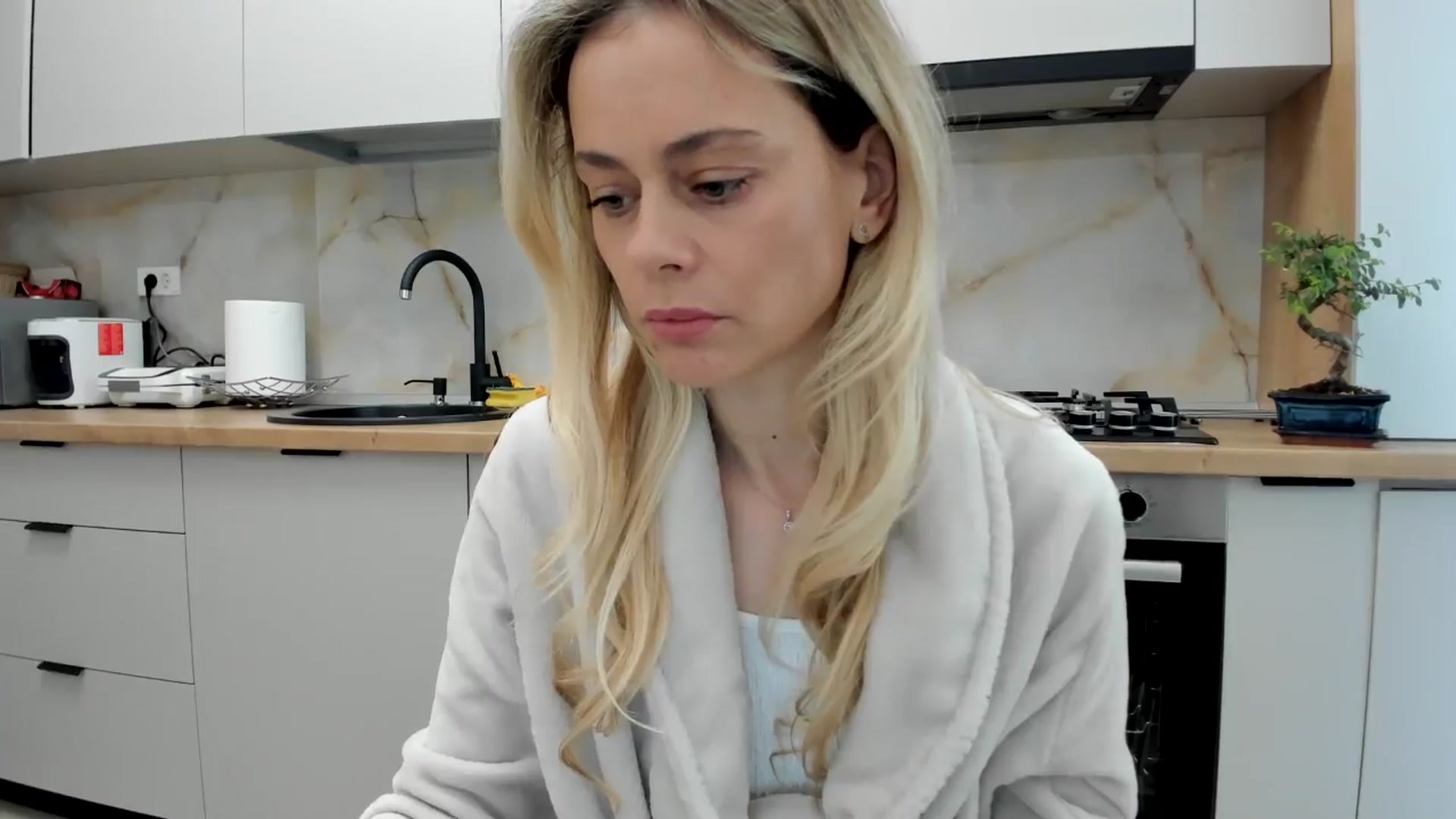 Gallery image thumbnail from DebbyPaige's myfreecams stream on, 05/02/2024, 12:50 image 20 of 20