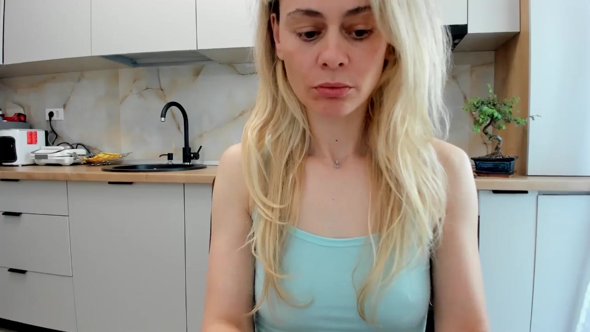 Gallery image thumbnail from DebbyPaige's myfreecams stream on, 05/07/2024, 09:53 image 15 of 20
