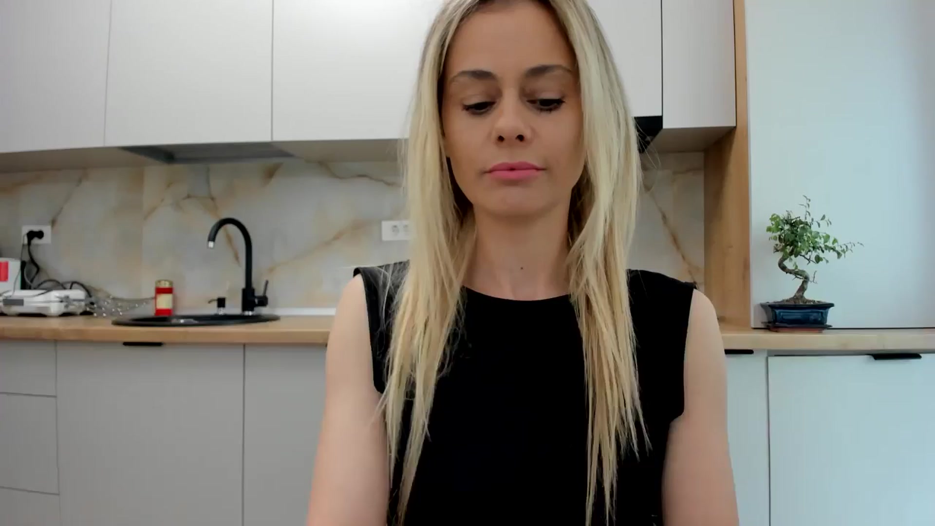 Gallery image thumbnail from DebbyPaige's myfreecams stream on, 05/09/2024, 09:39 image 3 of 20
