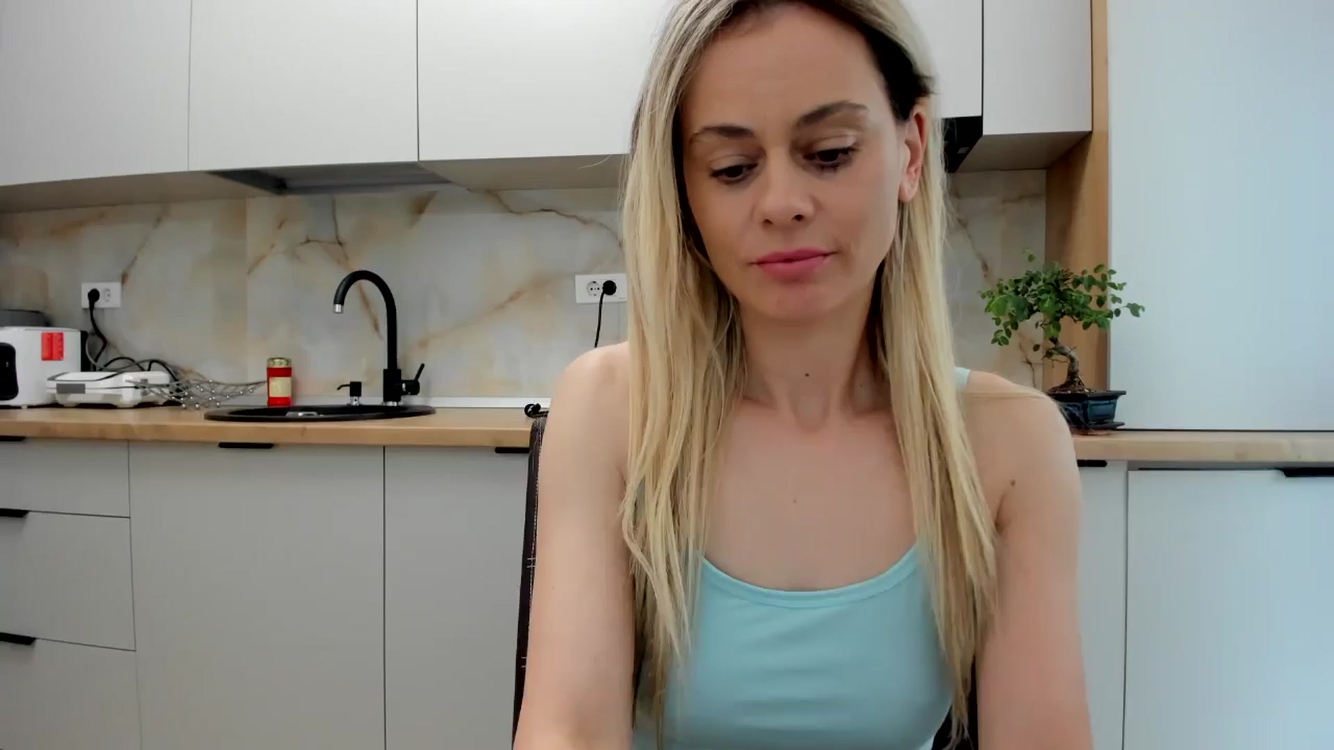 Gallery image thumbnail from DebbyPaige's myfreecams stream on, 05/09/2024, 15:23 image 1 of 20