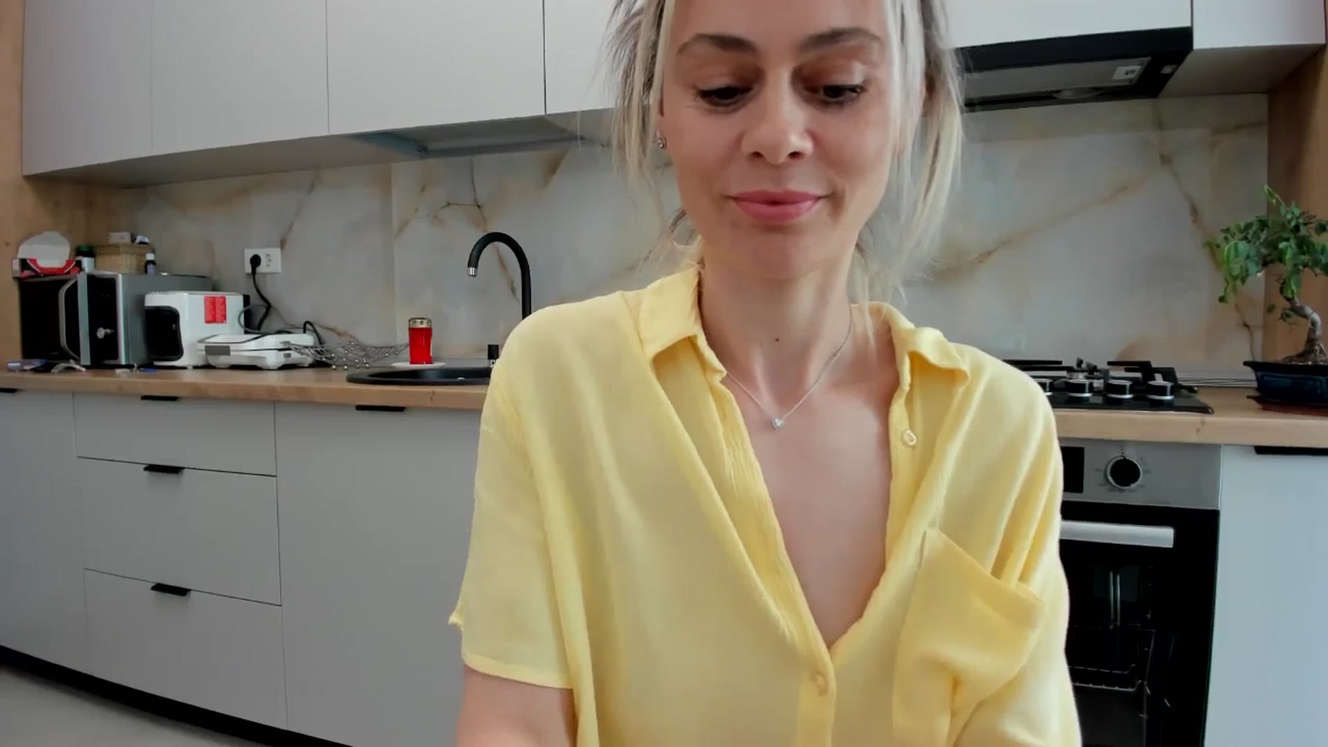 Gallery image thumbnail from DebbyPaige's myfreecams stream on, 05/10/2024, 11:41 image 4 of 20
