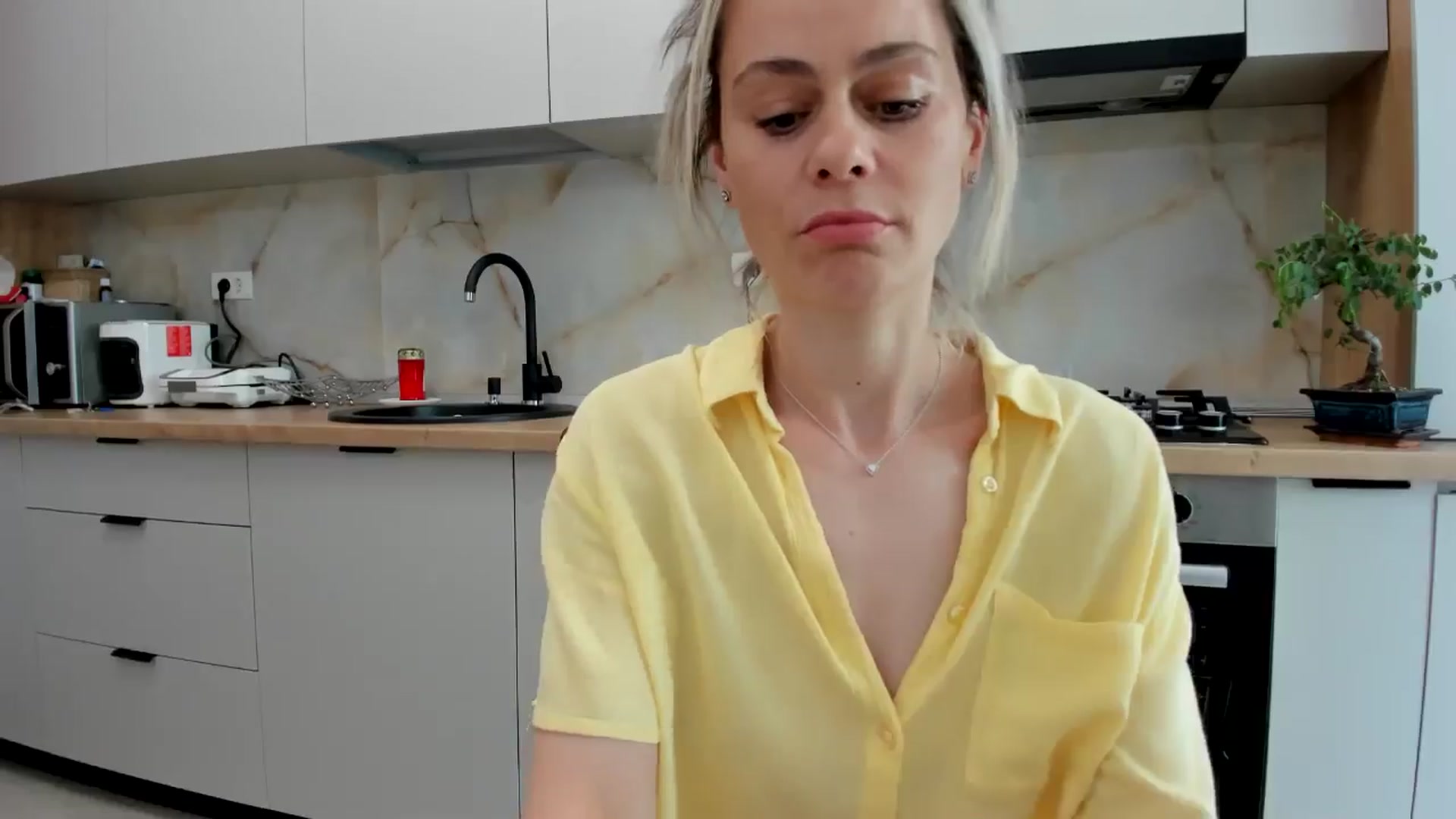 Gallery image thumbnail from DebbyPaige's myfreecams stream on, 05/10/2024, 11:41 image 9 of 20