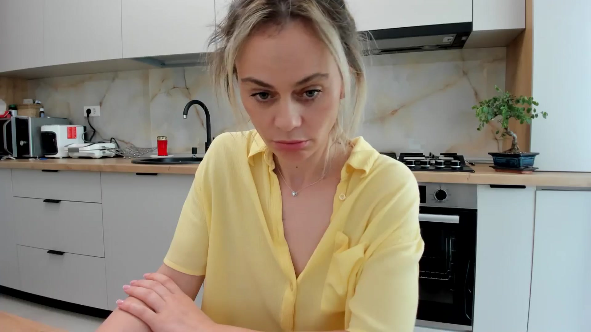 Gallery image thumbnail from DebbyPaige's myfreecams stream on, 05/10/2024, 11:41 image 18 of 20