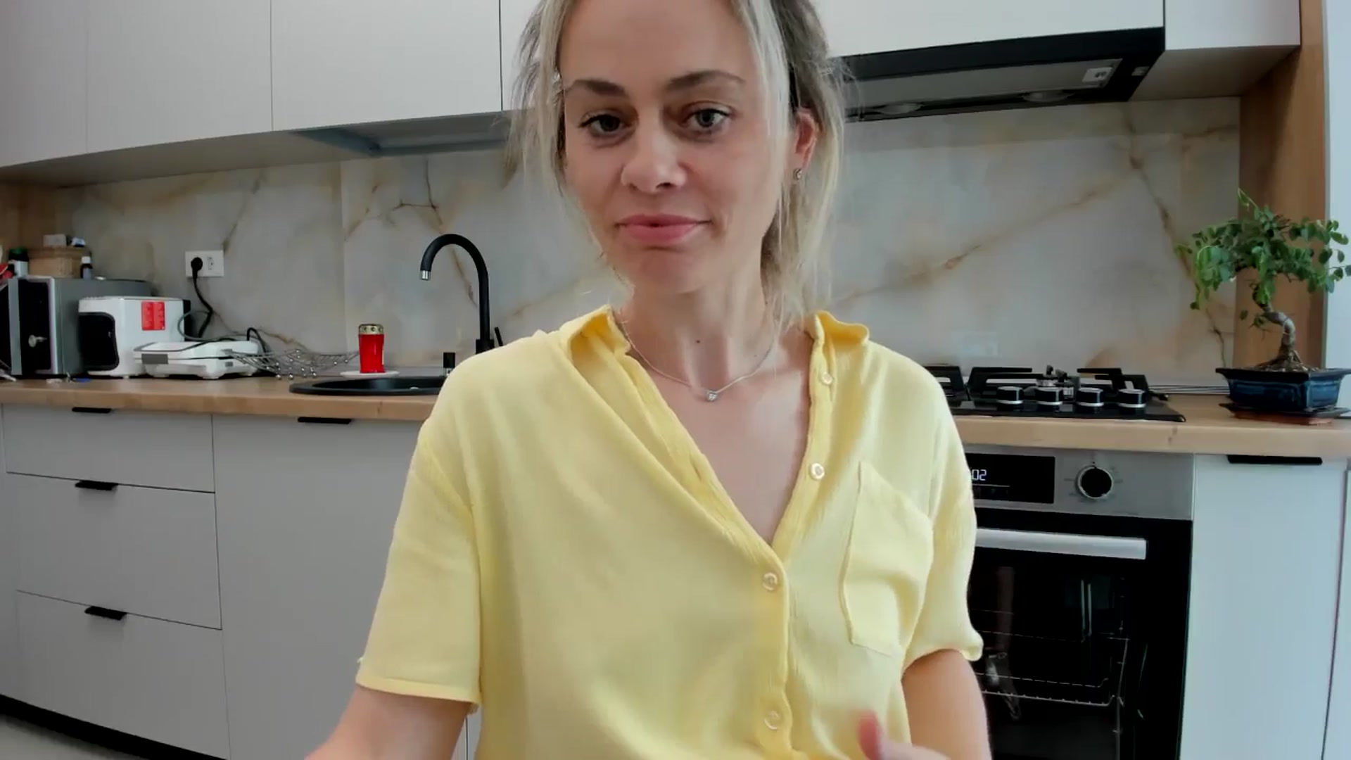 Gallery image thumbnail from DebbyPaige's myfreecams stream on, 05/10/2024, 11:41 image 13 of 20