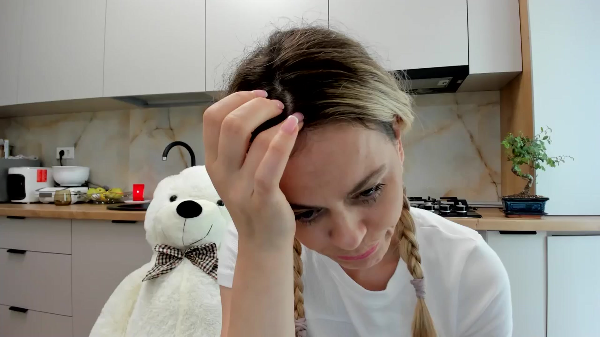 Gallery image thumbnail from DebbyPaige's myfreecams stream on, 05/14/2024, 13:20 image 6 of 20