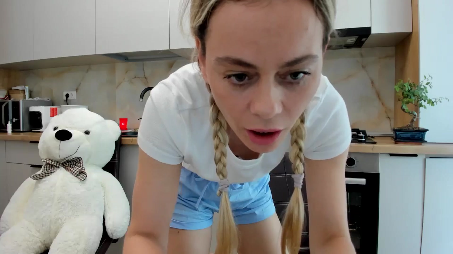 Gallery image thumbnail from DebbyPaige's myfreecams stream on, 05/14/2024, 14:13 image 4 of 20