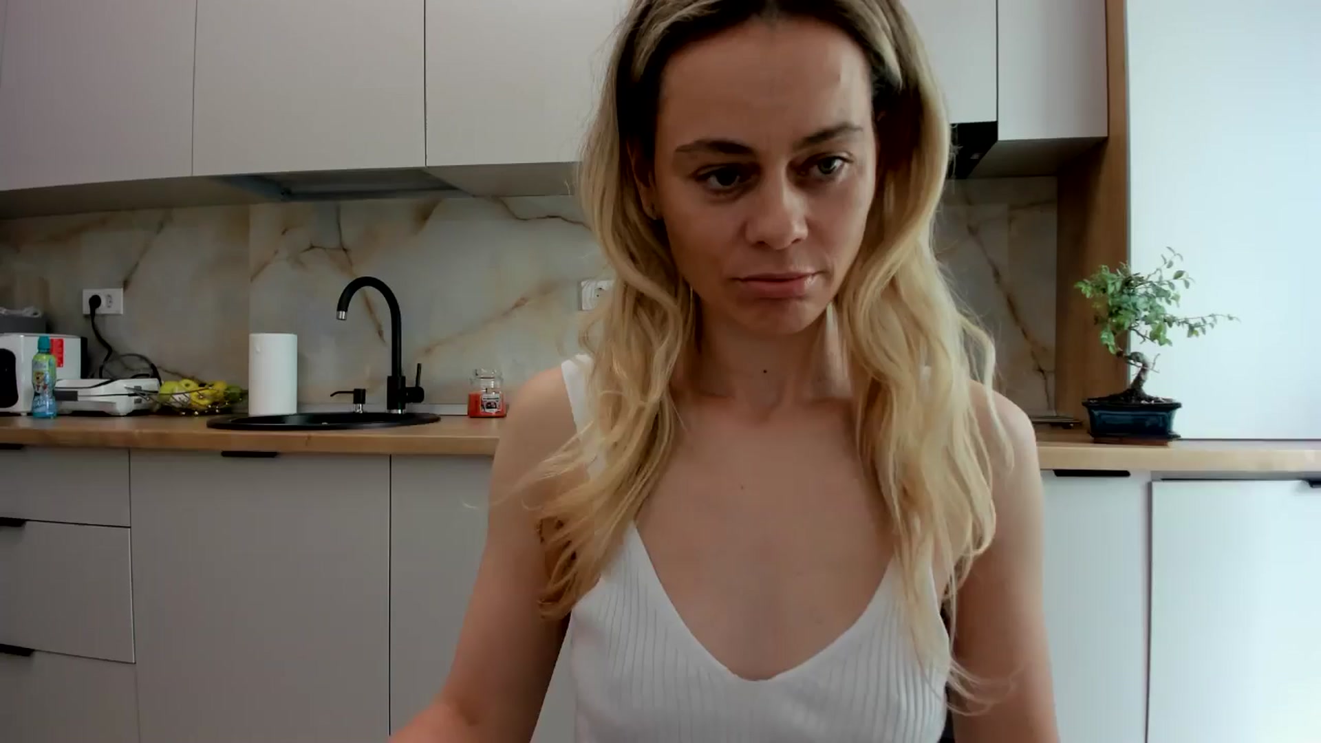 Gallery image thumbnail from DebbyPaige's myfreecams stream on, 05/15/2024, 10:57 image 1 of 20