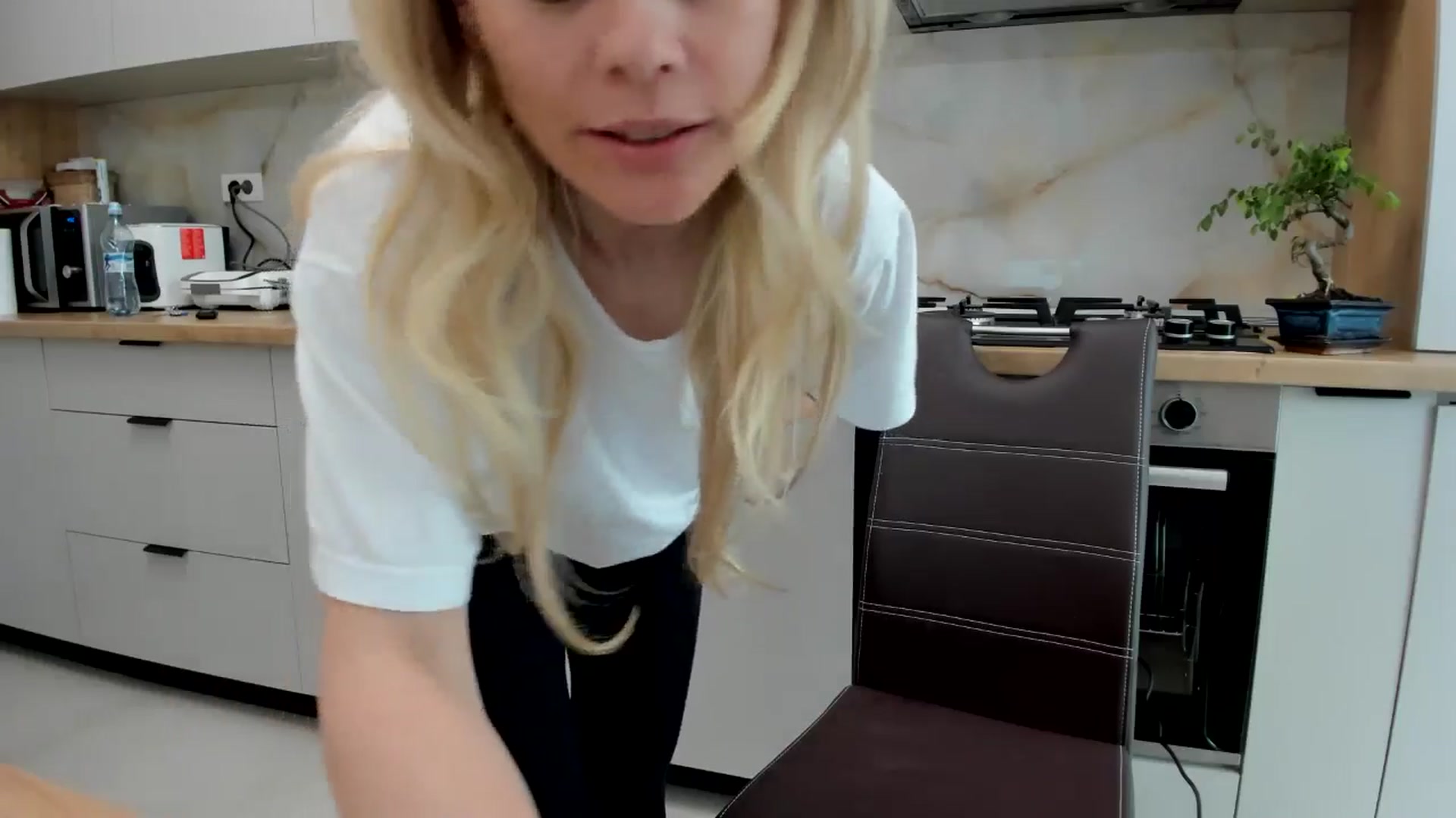 Gallery image thumbnail from DebbyPaige's myfreecams stream on, 05/17/2024, 11:00 image 9 of 20