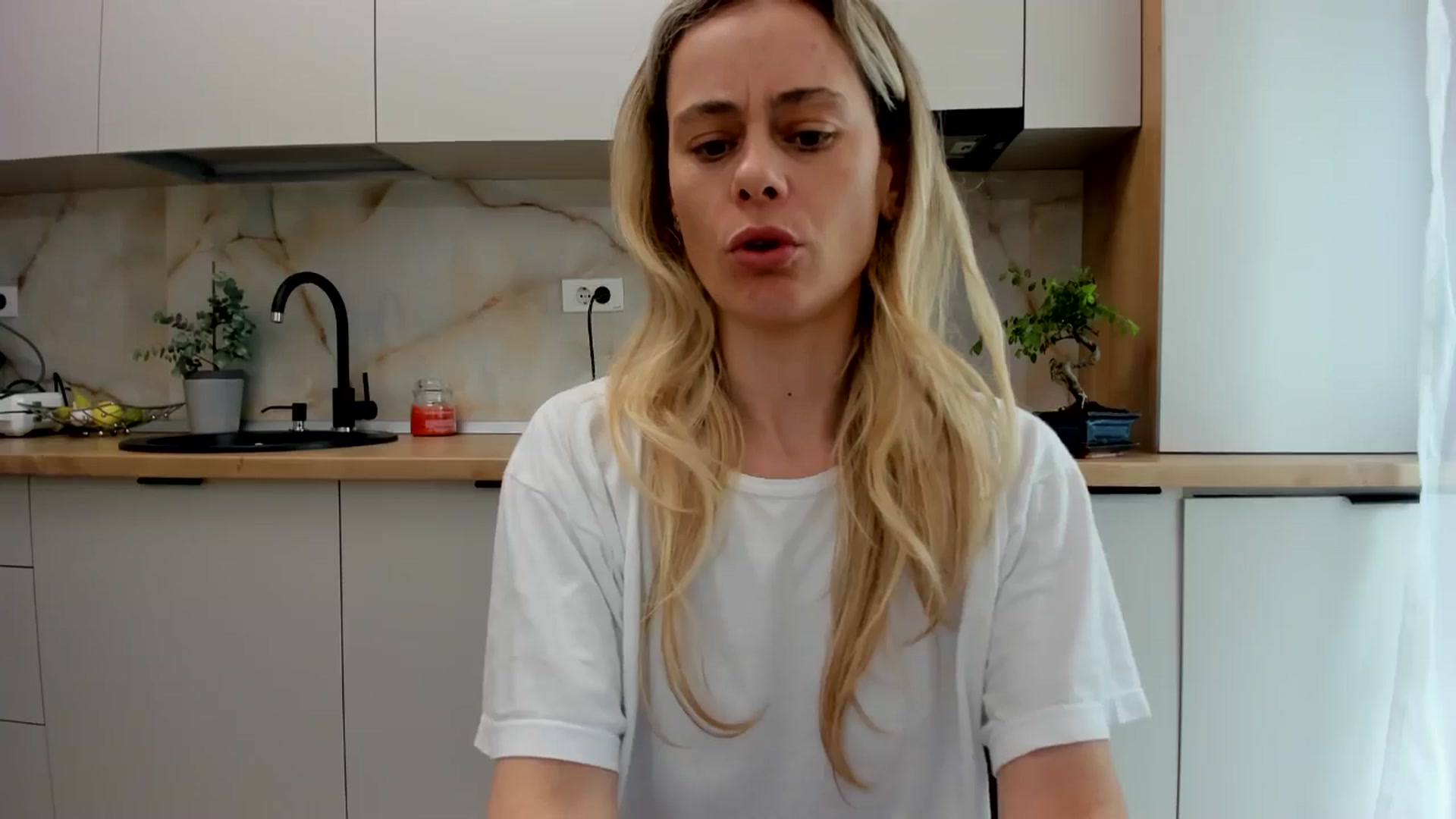 Gallery image thumbnail from DebbyPaige's myfreecams stream on, 05/17/2024, 11:00 image 6 of 20