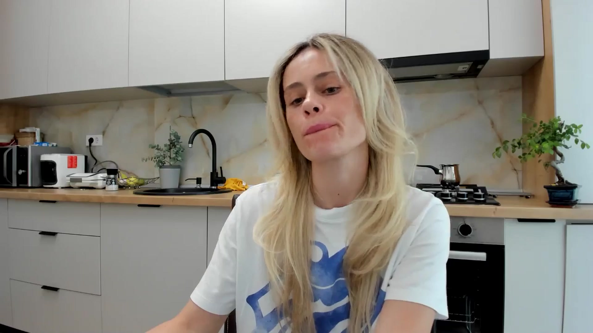 Gallery image thumbnail from DebbyPaige's myfreecams stream on, 05/17/2024, 14:24 image 8 of 20