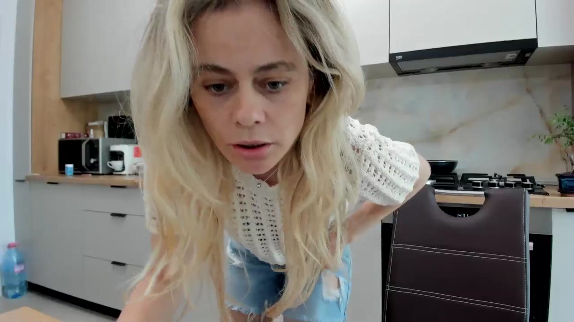 Gallery image thumbnail from DebbyPaige's myfreecams stream on, 05/20/2024, 12:16 image 3 of 20
