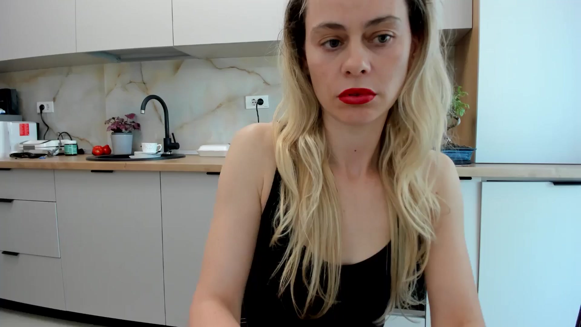 Gallery image thumbnail from DebbyPaige's myfreecams stream on, 05/21/2024, 13:45 image 20 of 20
