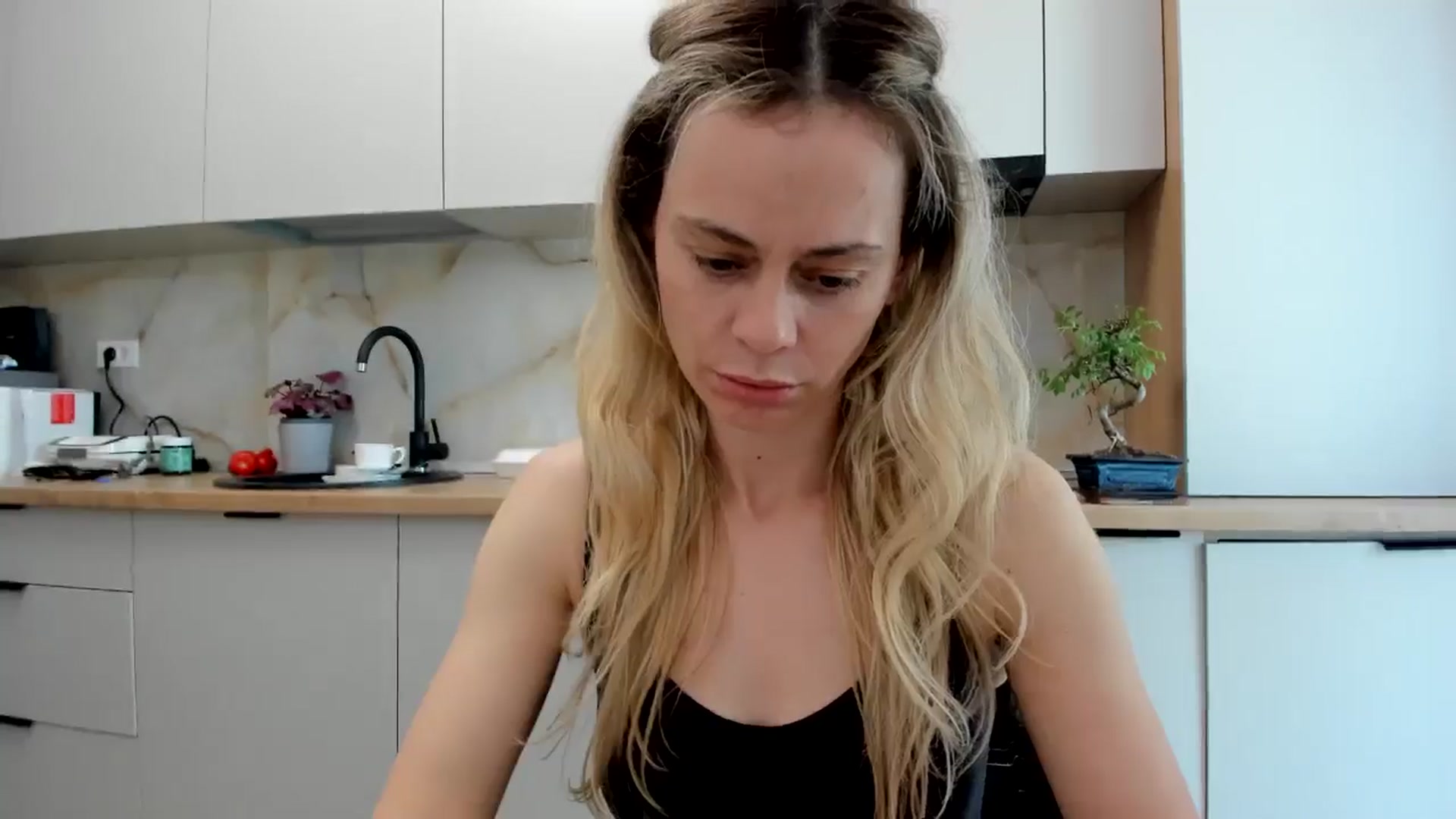 Gallery image thumbnail from DebbyPaige's myfreecams stream on, 05/21/2024, 13:45 image 5 of 20