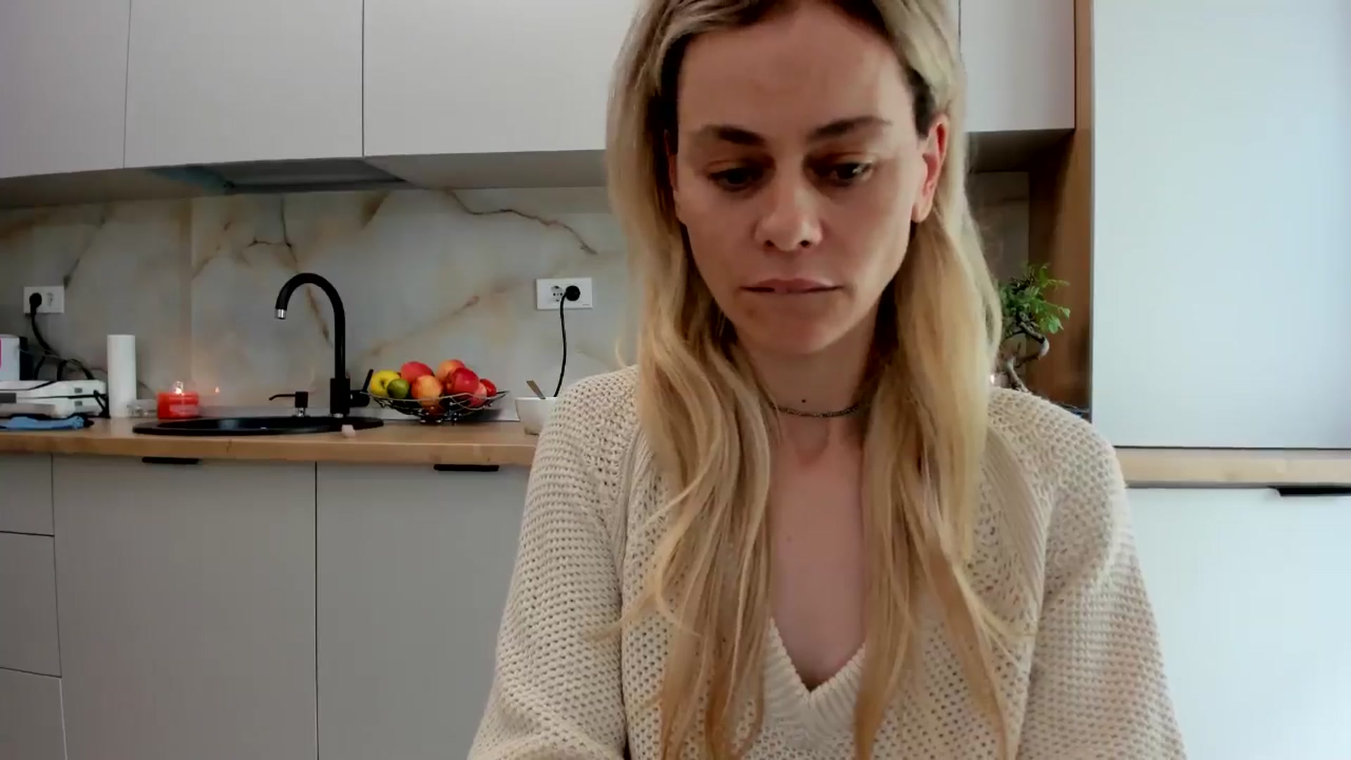 Gallery image thumbnail from DebbyPaige's myfreecams stream on, 05/22/2024, 08:09 image 18 of 20