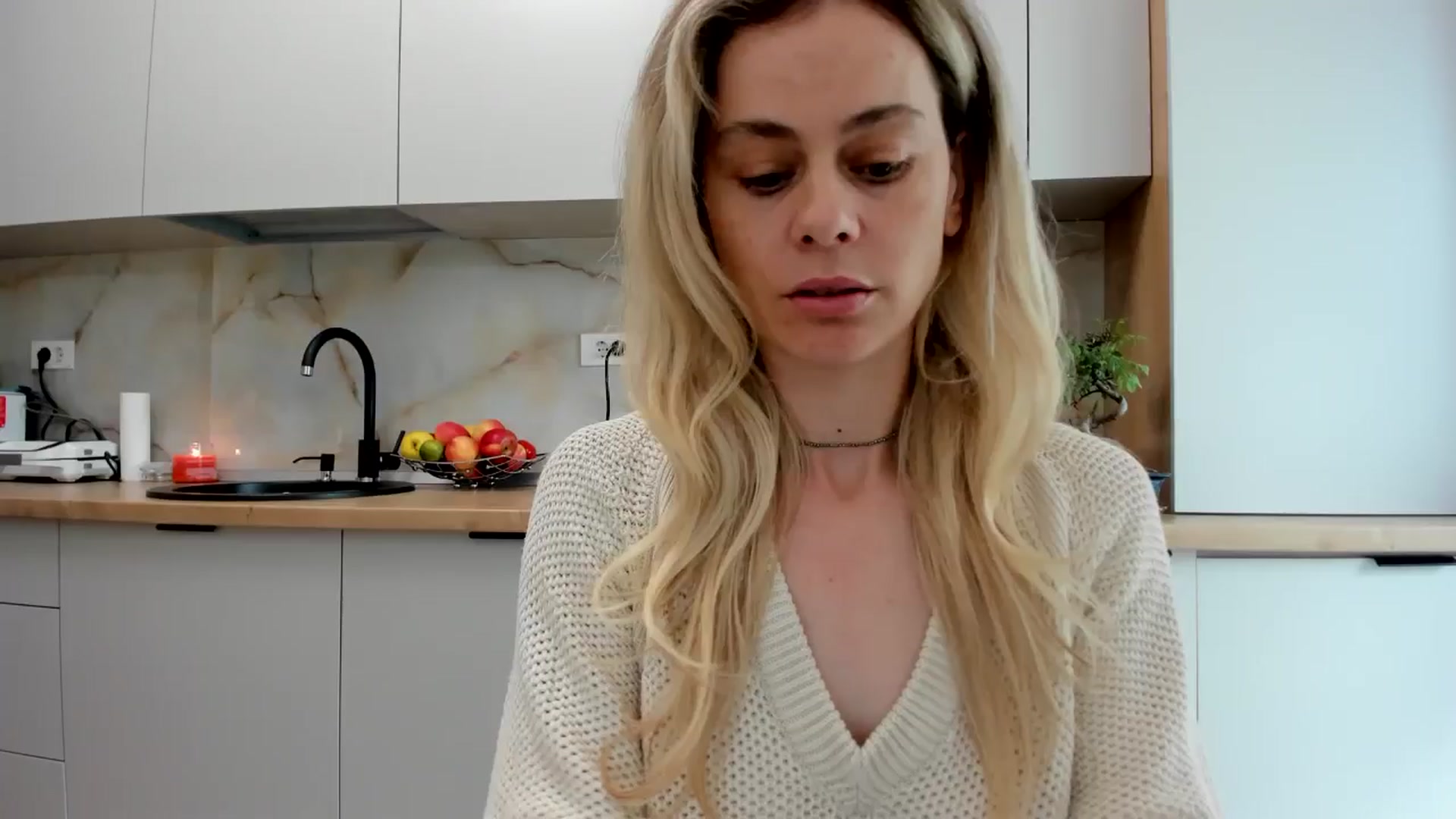 Gallery image thumbnail from DebbyPaige's myfreecams stream on, 05/22/2024, 08:09 image 1 of 20
