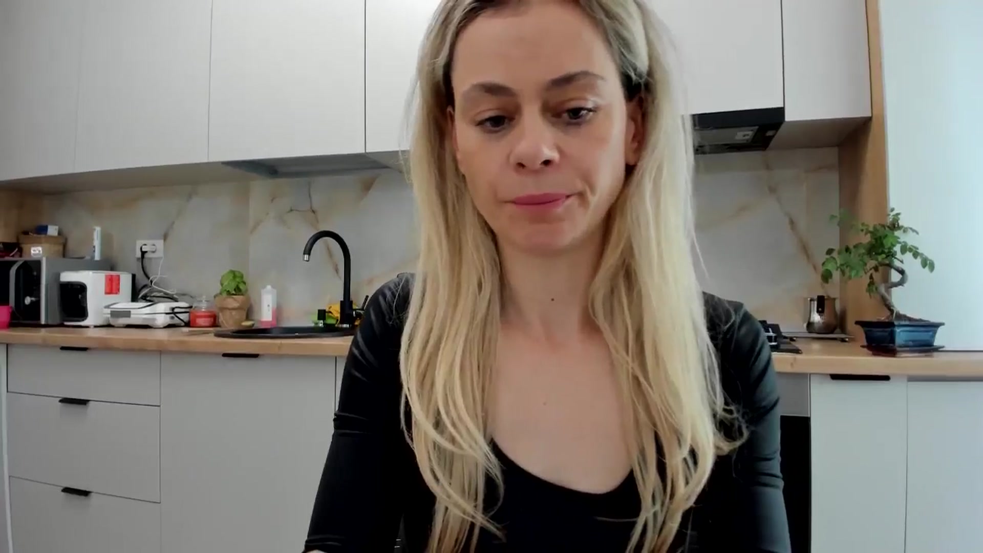 Gallery image thumbnail from DebbyPaige's myfreecams stream on, 05/28/2024, 12:08 image 20 of 20