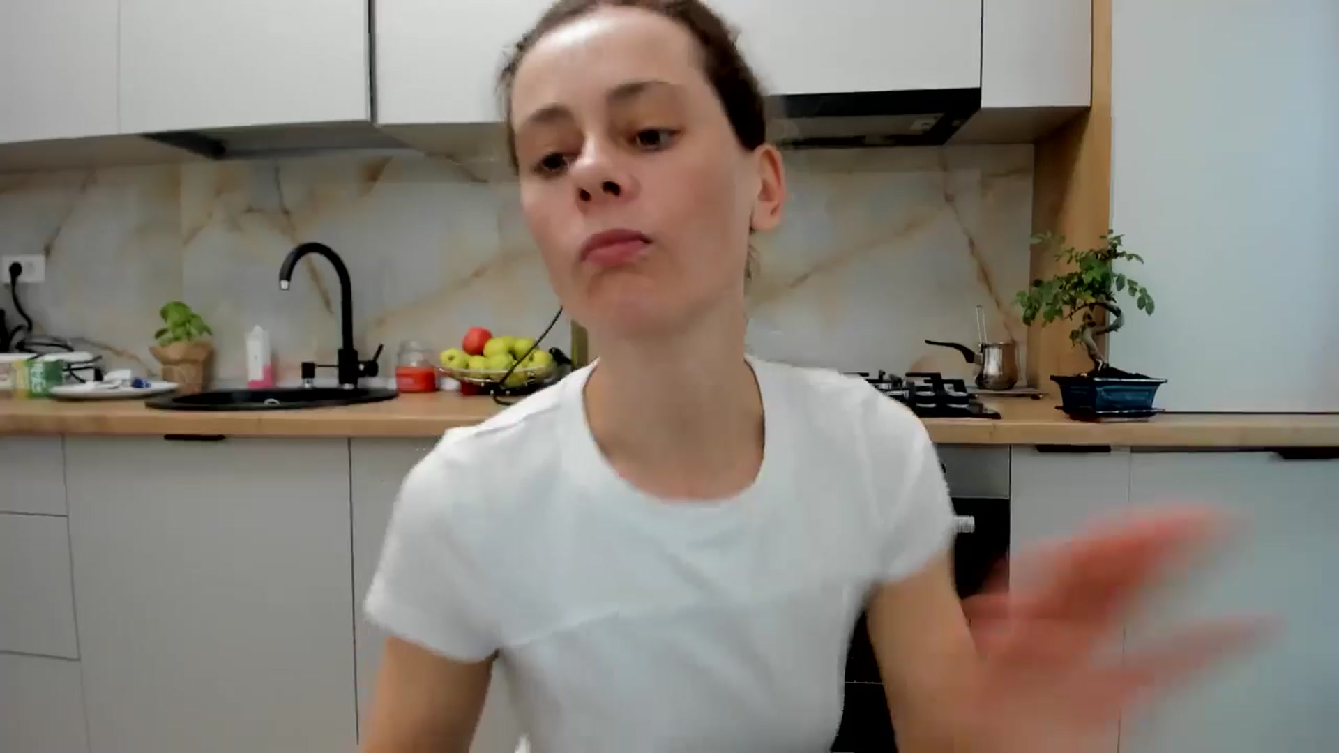 Gallery image thumbnail from DebbyPaige's myfreecams stream on, 05/29/2024, 13:44 image 8 of 20