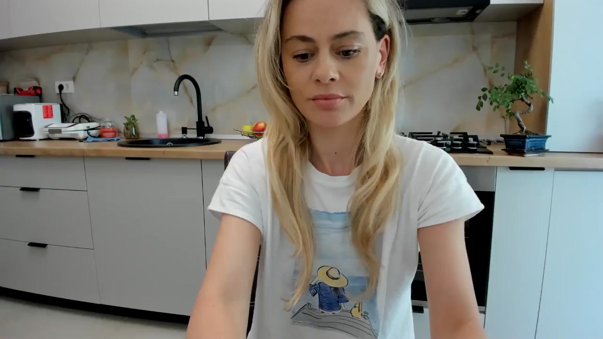 Gallery image thumbnail from DebbyPaige's myfreecams stream on, 06/03/2024, 12:26 image 1 of 20