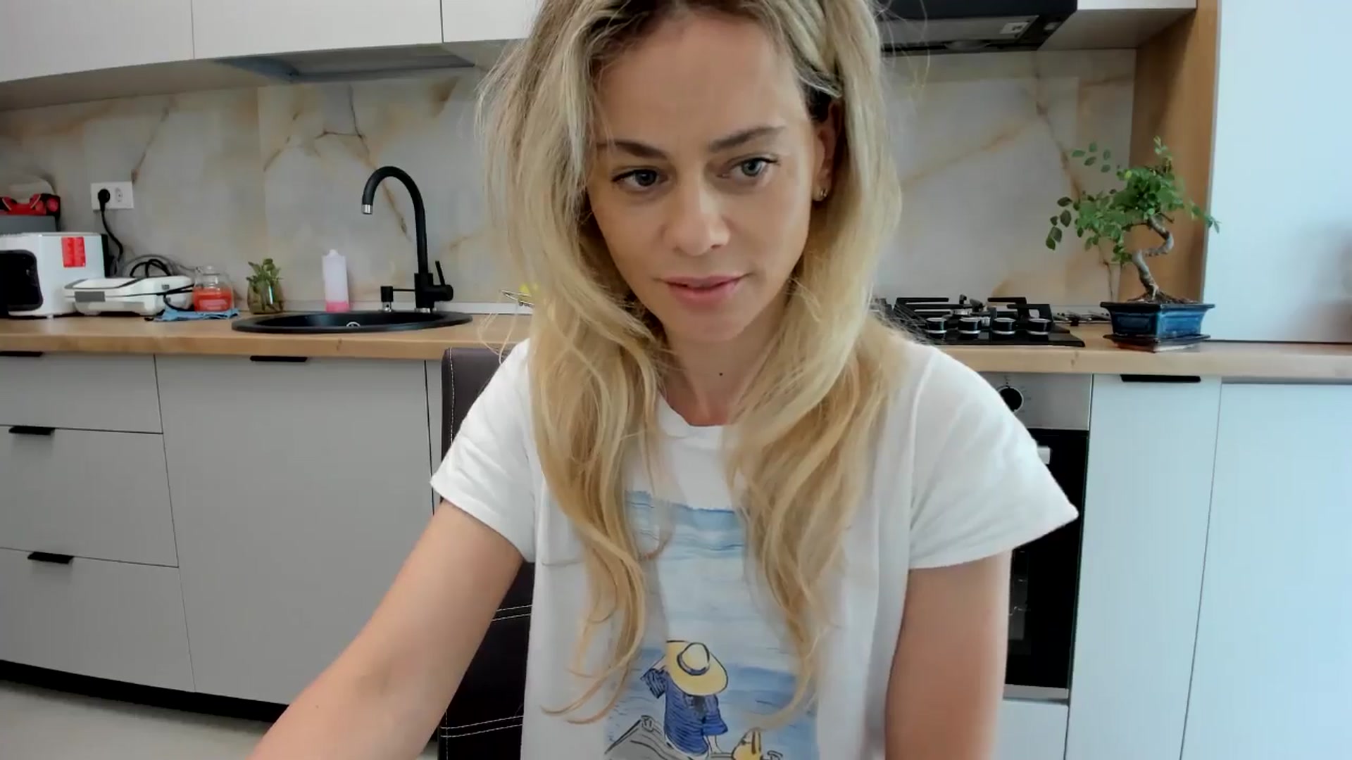 Gallery image thumbnail from DebbyPaige's myfreecams stream on, 06/03/2024, 12:26 image 4 of 20