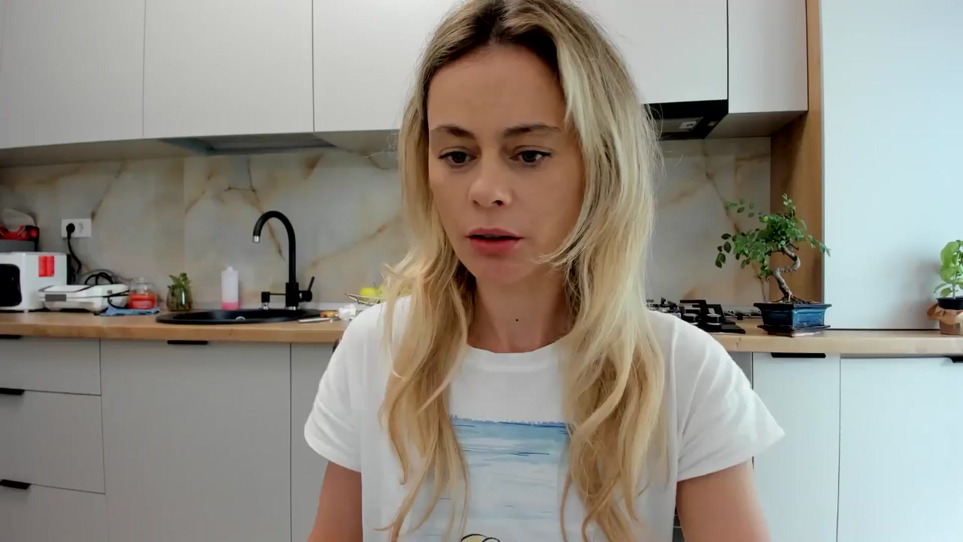 Gallery image thumbnail from DebbyPaige's myfreecams stream on, 06/03/2024, 13:52 image 1 of 20