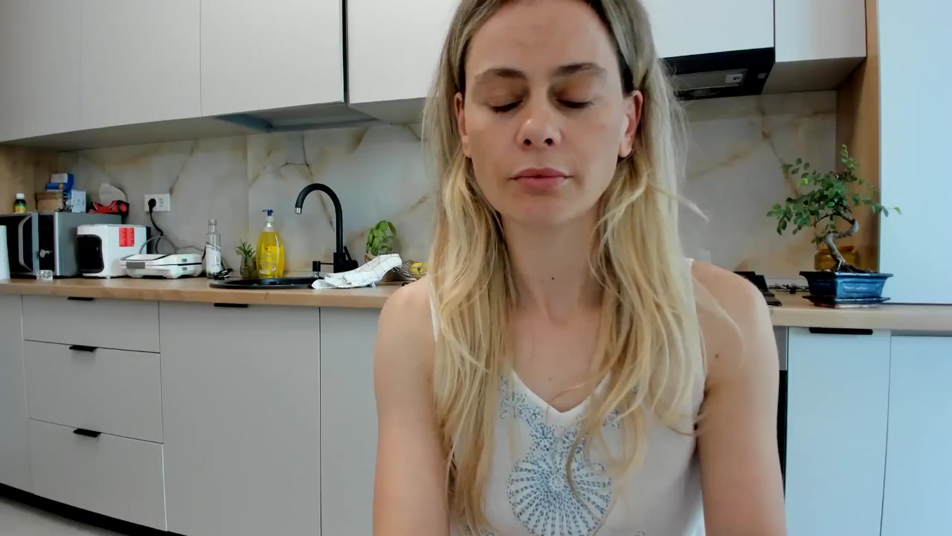 Gallery image thumbnail from DebbyPaige's myfreecams stream on, 06/07/2024, 11:54 image 14 of 20