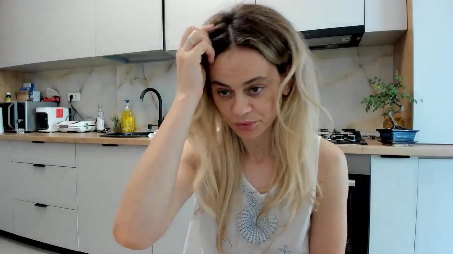 Gallery image thumbnail from DebbyPaige's myfreecams stream on, 06/07/2024, 11:54 image 13 of 20