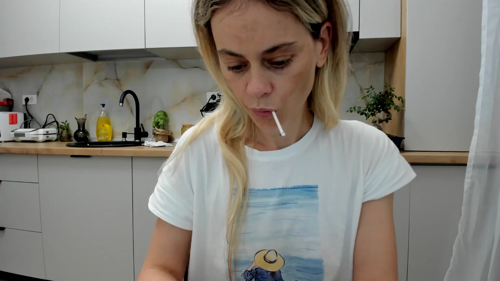 Gallery image thumbnail from DebbyPaige's myfreecams stream on, 06/08/2024, 20:07 image 12 of 20