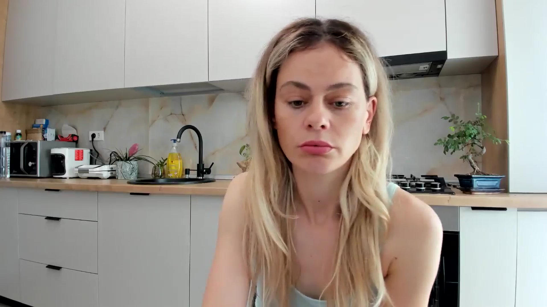 Gallery image thumbnail from DebbyPaige's myfreecams stream on, 06/10/2024, 07:25 image 20 of 20