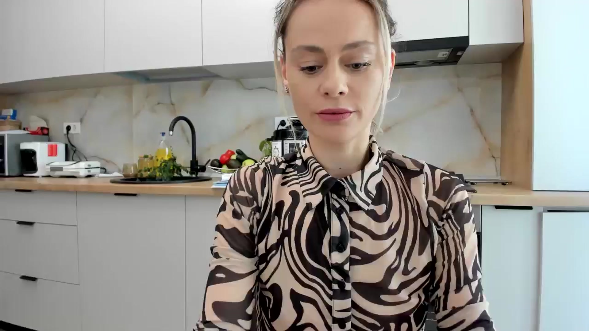 Gallery image thumbnail from DebbyPaige's myfreecams stream on, 06/11/2024, 13:08 image 1 of 20