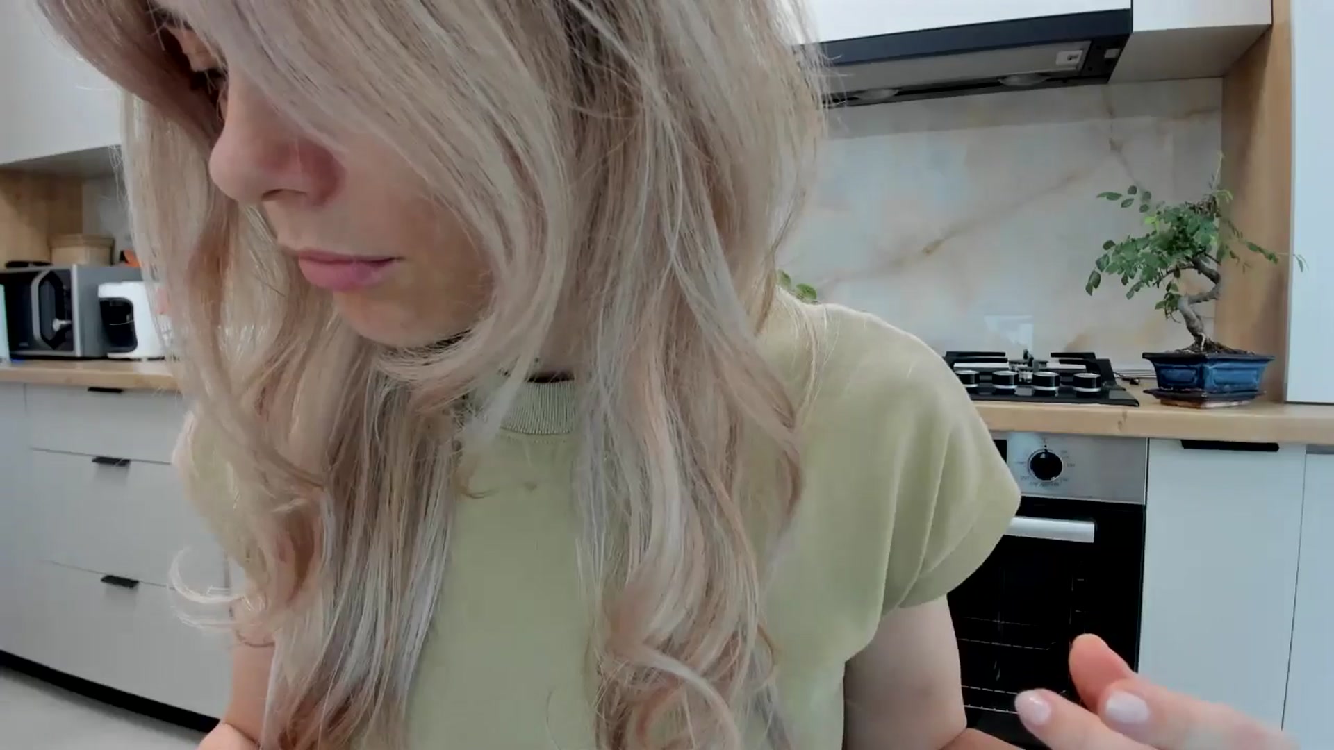 Gallery image thumbnail from DebbyPaige's myfreecams stream on, 06/14/2024, 14:42 image 19 of 20