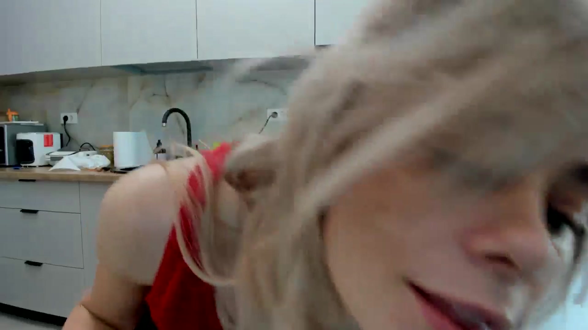 Gallery image thumbnail from DebbyPaige's myfreecams stream on, 06/19/2024, 12:20 image 19 of 20