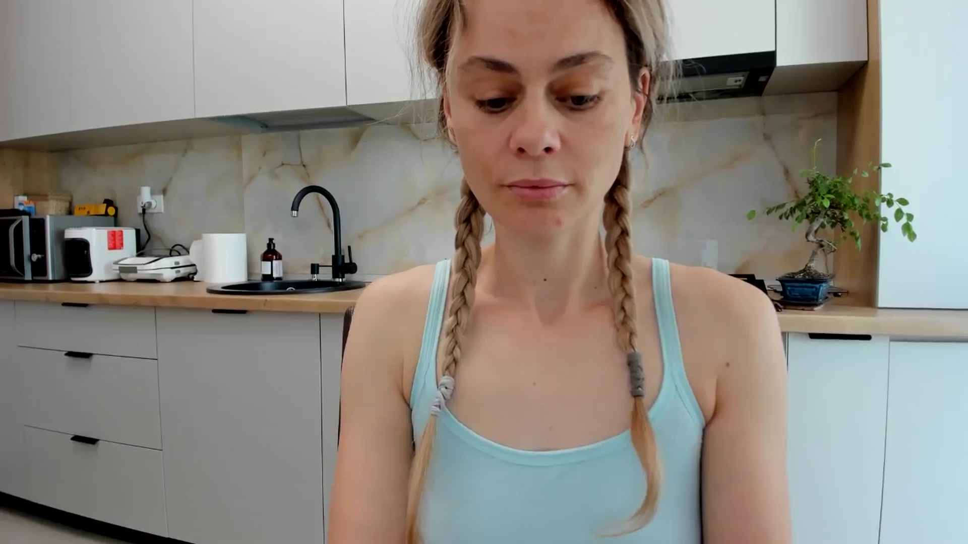 Gallery image thumbnail from DebbyPaige's myfreecams stream on, 06/22/2024, 14:22 image 8 of 20