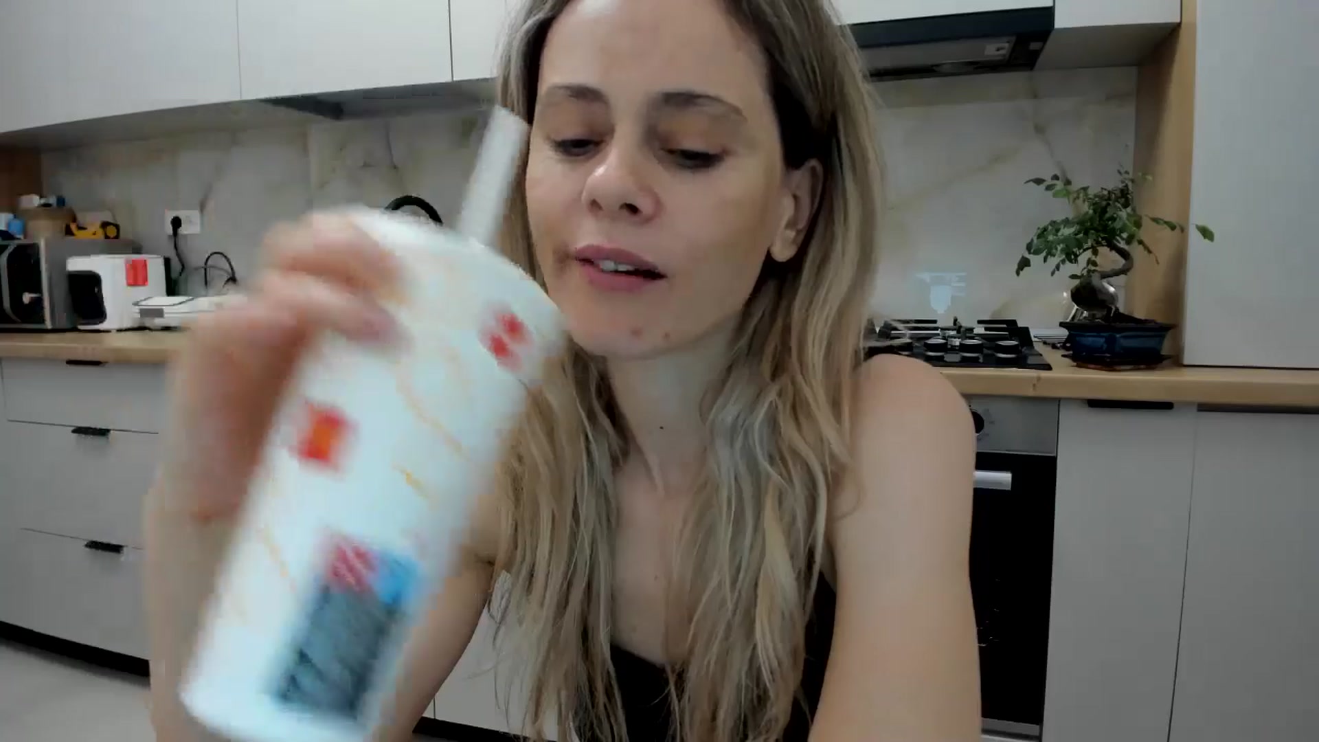 Gallery image thumbnail from DebbyPaige's myfreecams stream on, 06/24/2024, 22:42 image 15 of 20