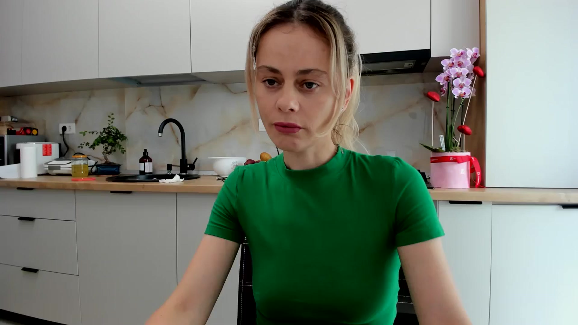 Gallery image thumbnail from DebbyPaige's myfreecams stream on, 07/02/2024, 13:31 image 4 of 20
