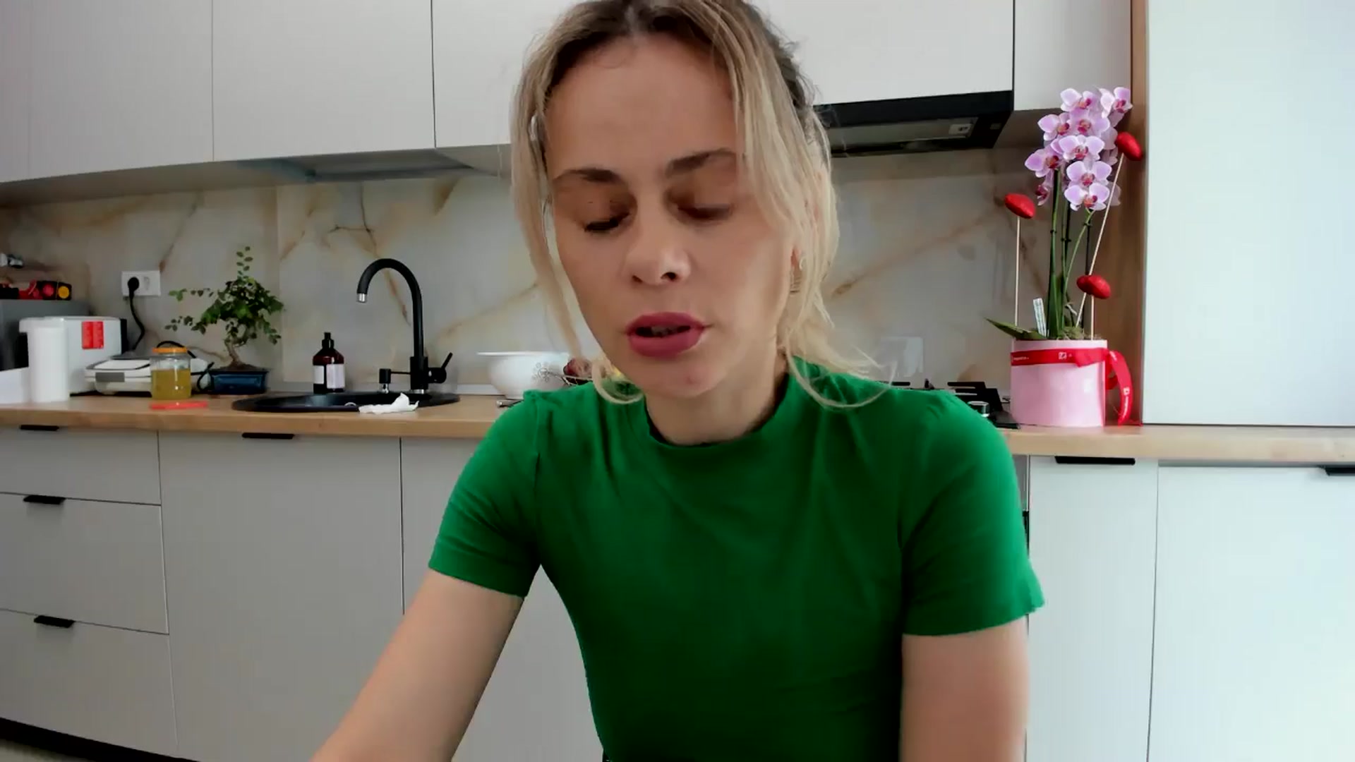 Gallery image thumbnail from DebbyPaige's myfreecams stream on, 07/02/2024, 13:31 image 11 of 20