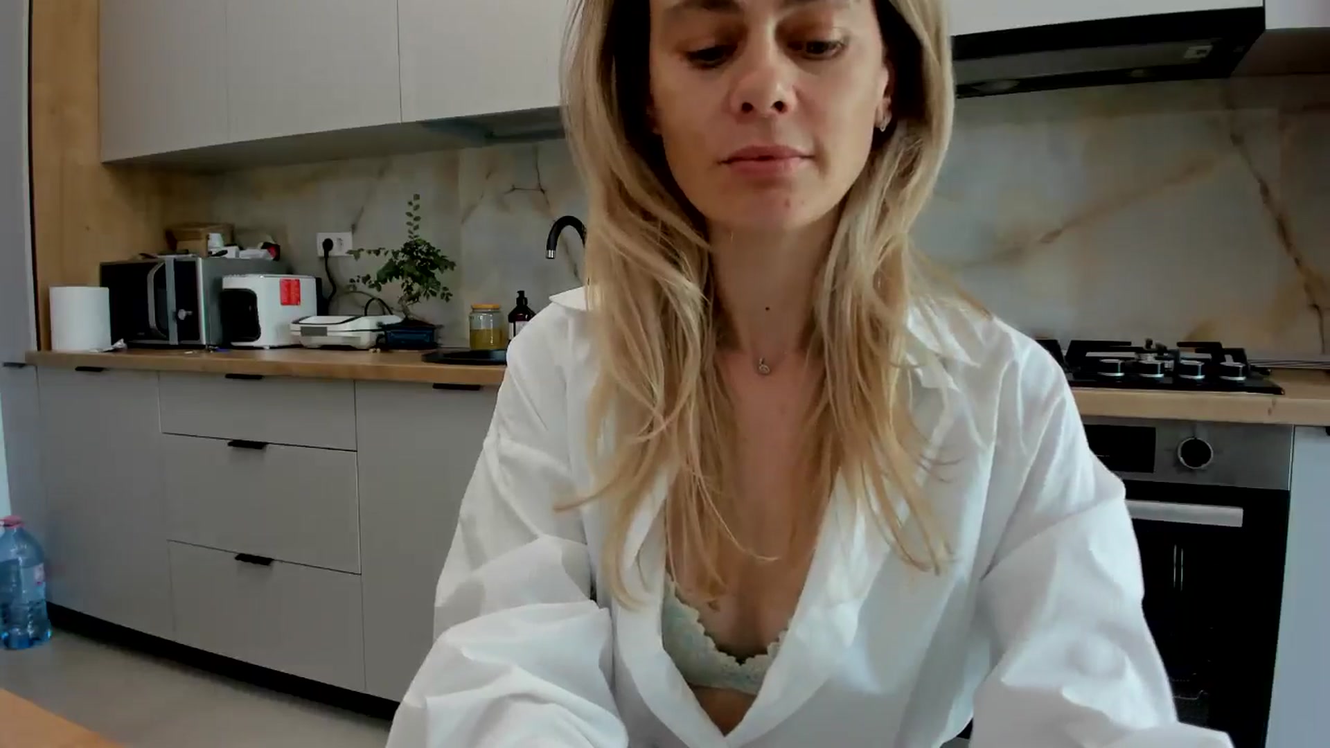 Gallery image thumbnail from DebbyPaige's myfreecams stream on, 07/12/2024, 10:21 image 3 of 20