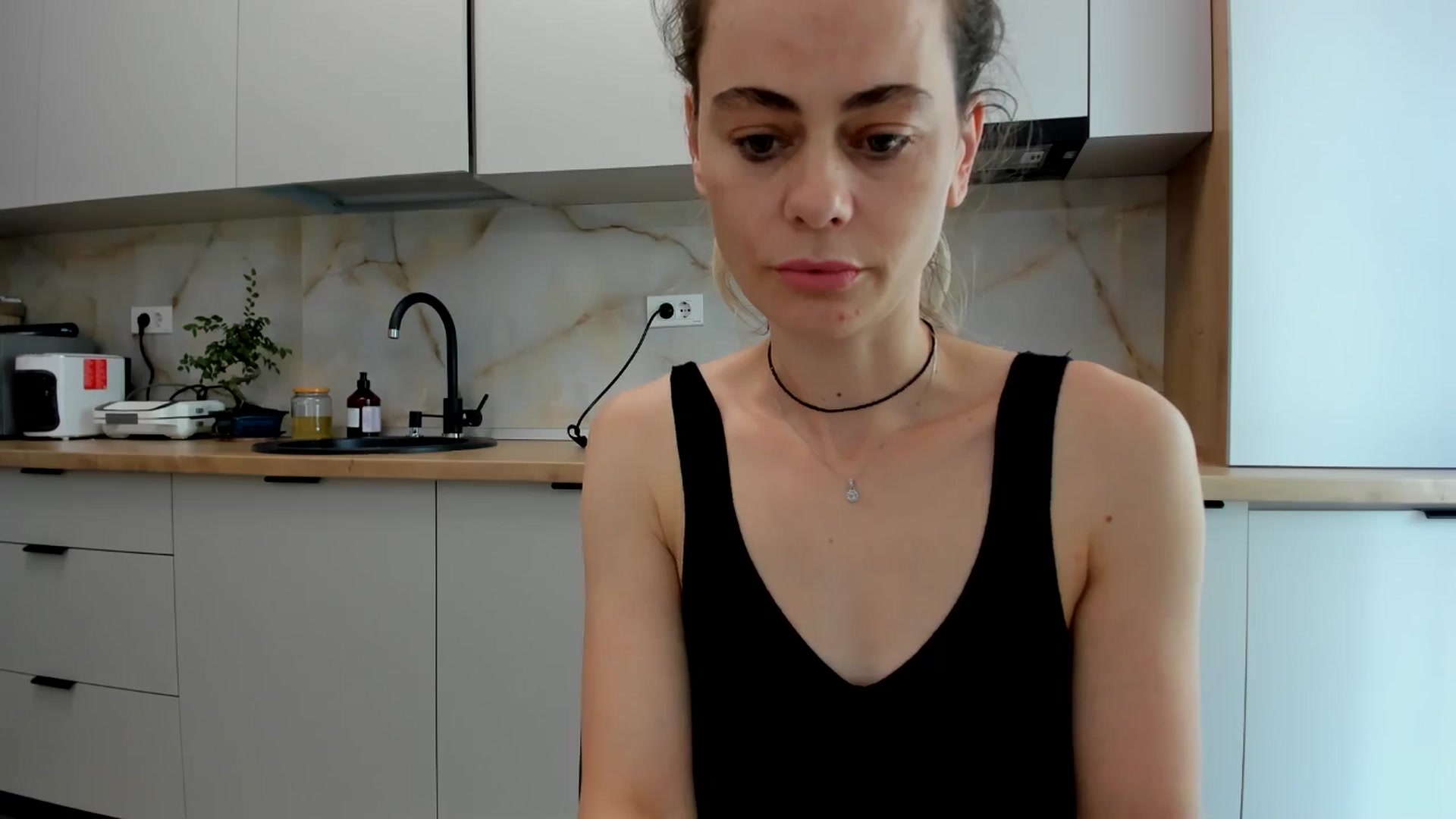 Gallery image thumbnail from DebbyPaige's myfreecams stream on, 07/14/2024, 08:36 image 17 of 20