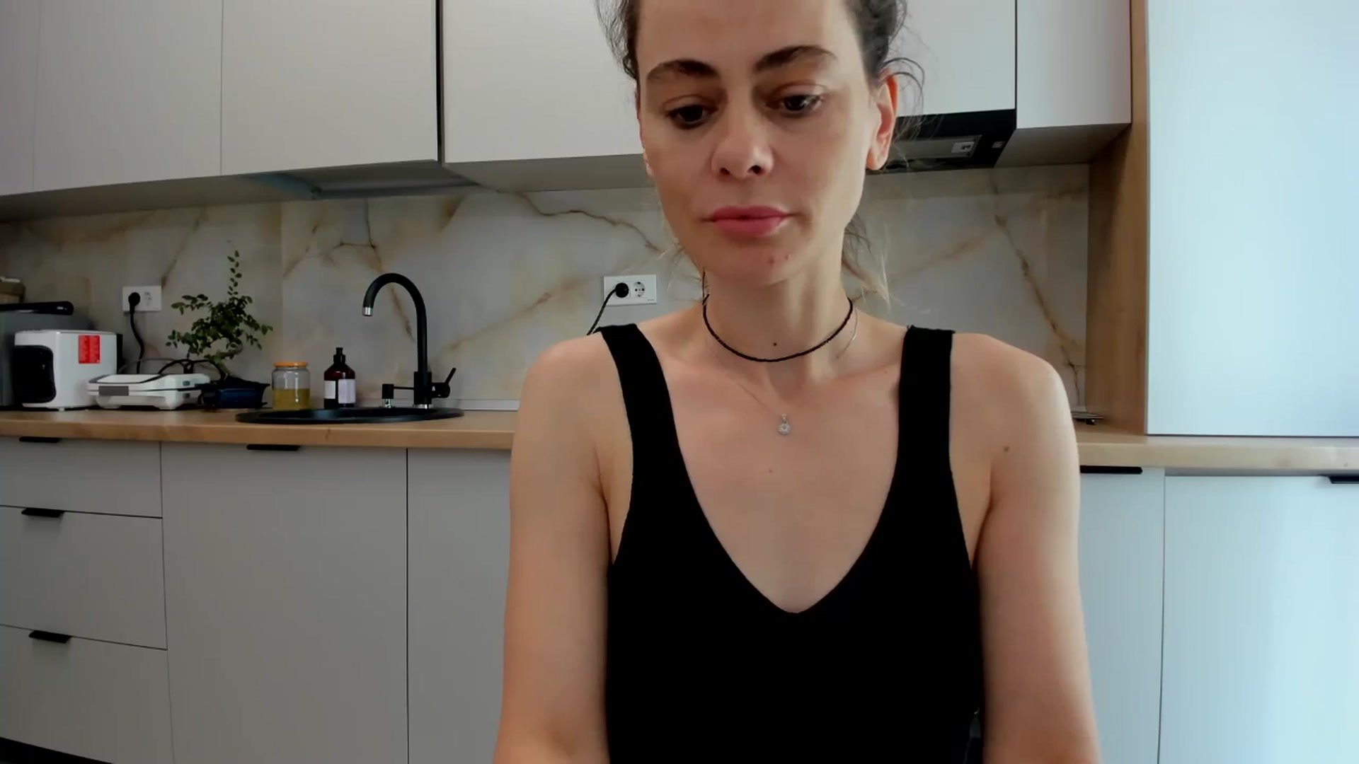 Gallery image thumbnail from DebbyPaige's myfreecams stream on, 07/14/2024, 08:36 image 4 of 20