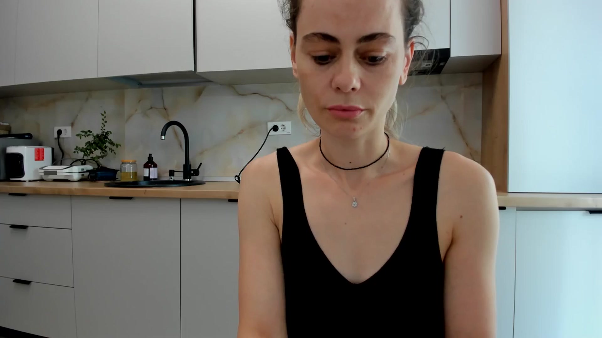 Gallery image thumbnail from DebbyPaige's myfreecams stream on, 07/14/2024, 08:36 image 16 of 20