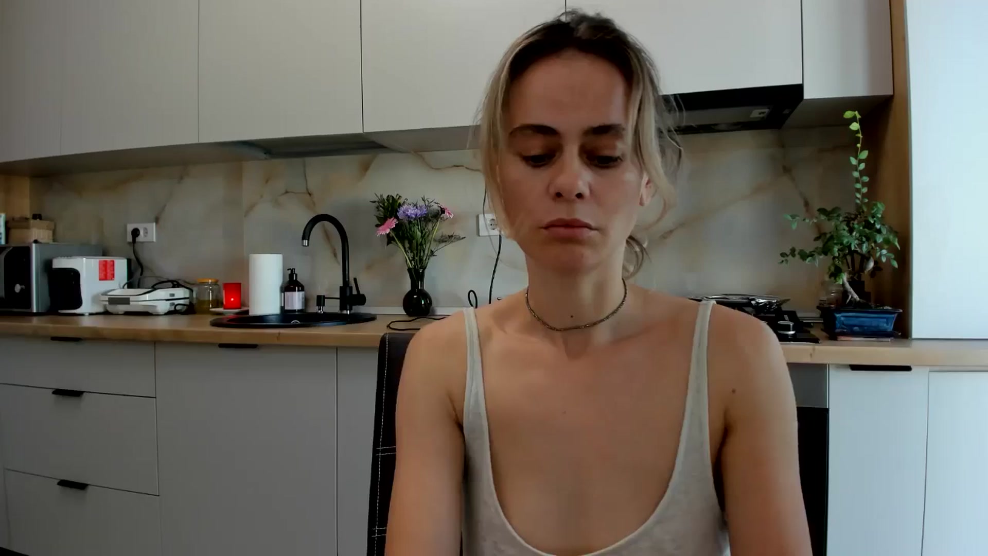 Gallery image thumbnail from DebbyPaige's myfreecams stream on, 07/28/2024, 15:18 image 15 of 20