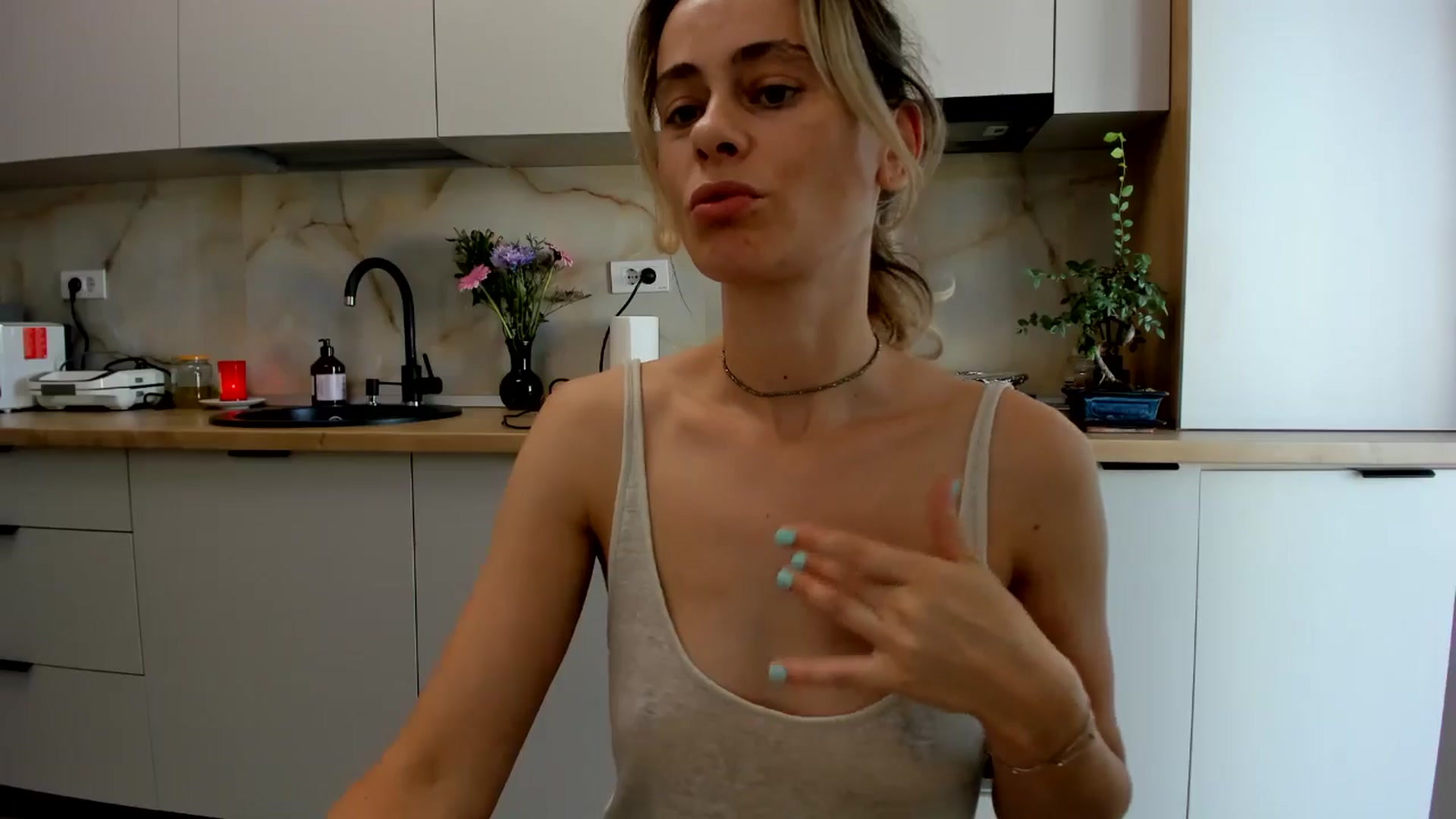 Gallery image thumbnail from DebbyPaige's myfreecams stream on, 07/28/2024, 15:18 image 18 of 20
