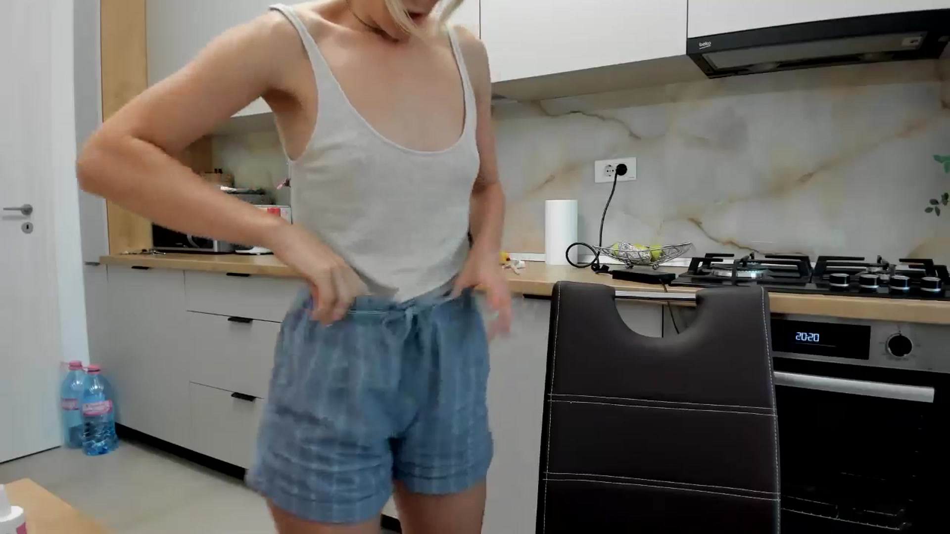 Gallery image thumbnail from DebbyPaige's myfreecams stream on, 07/28/2024, 17:50 image 6 of 20