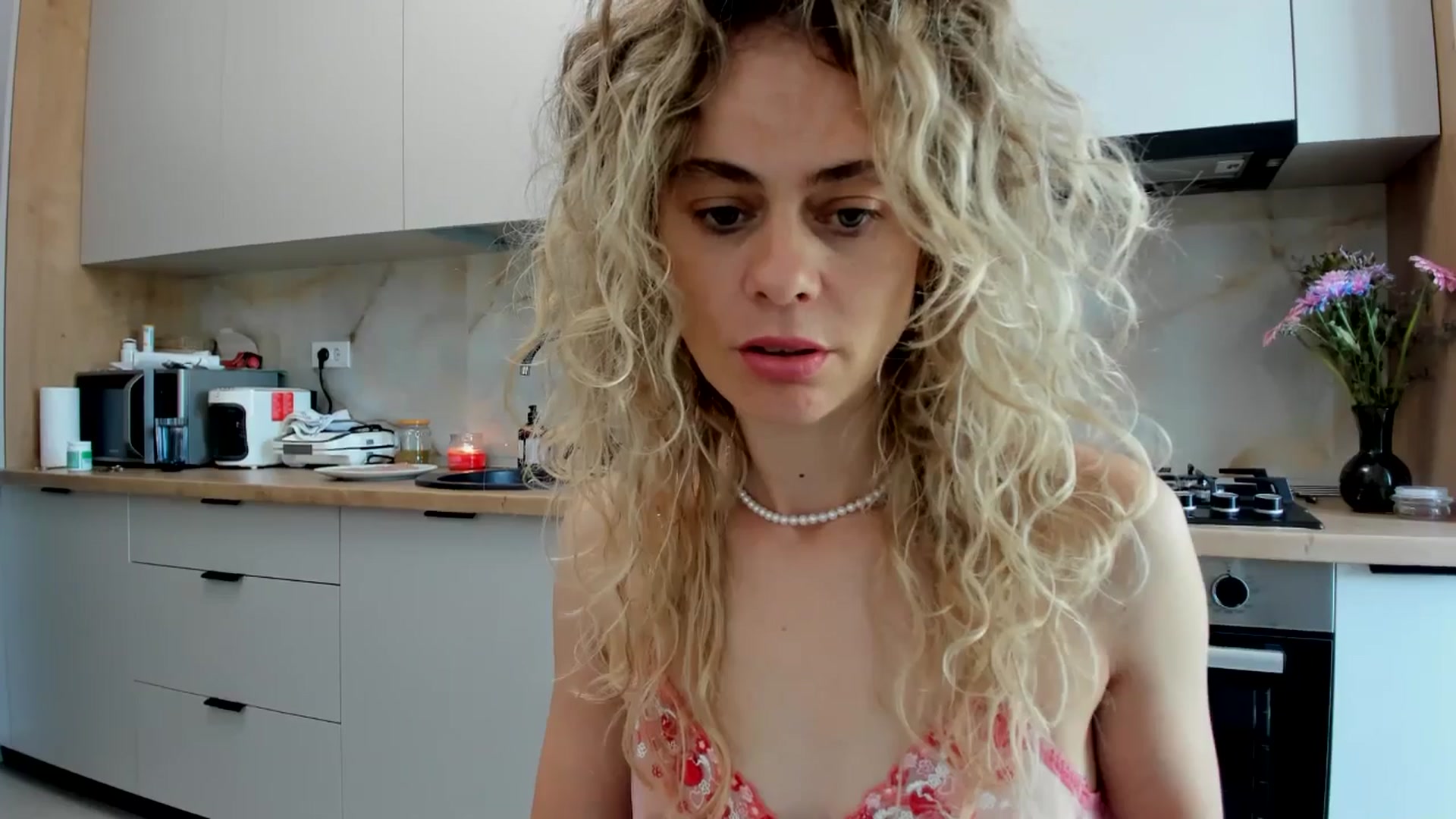 Gallery image thumbnail from DebbyPaige's myfreecams stream on, 07/31/2024, 09:38 image 13 of 20